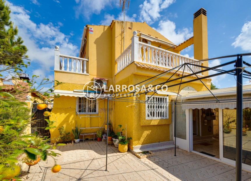 Resale - Detached House/Villa - Torrevieja - Los Locos Beach