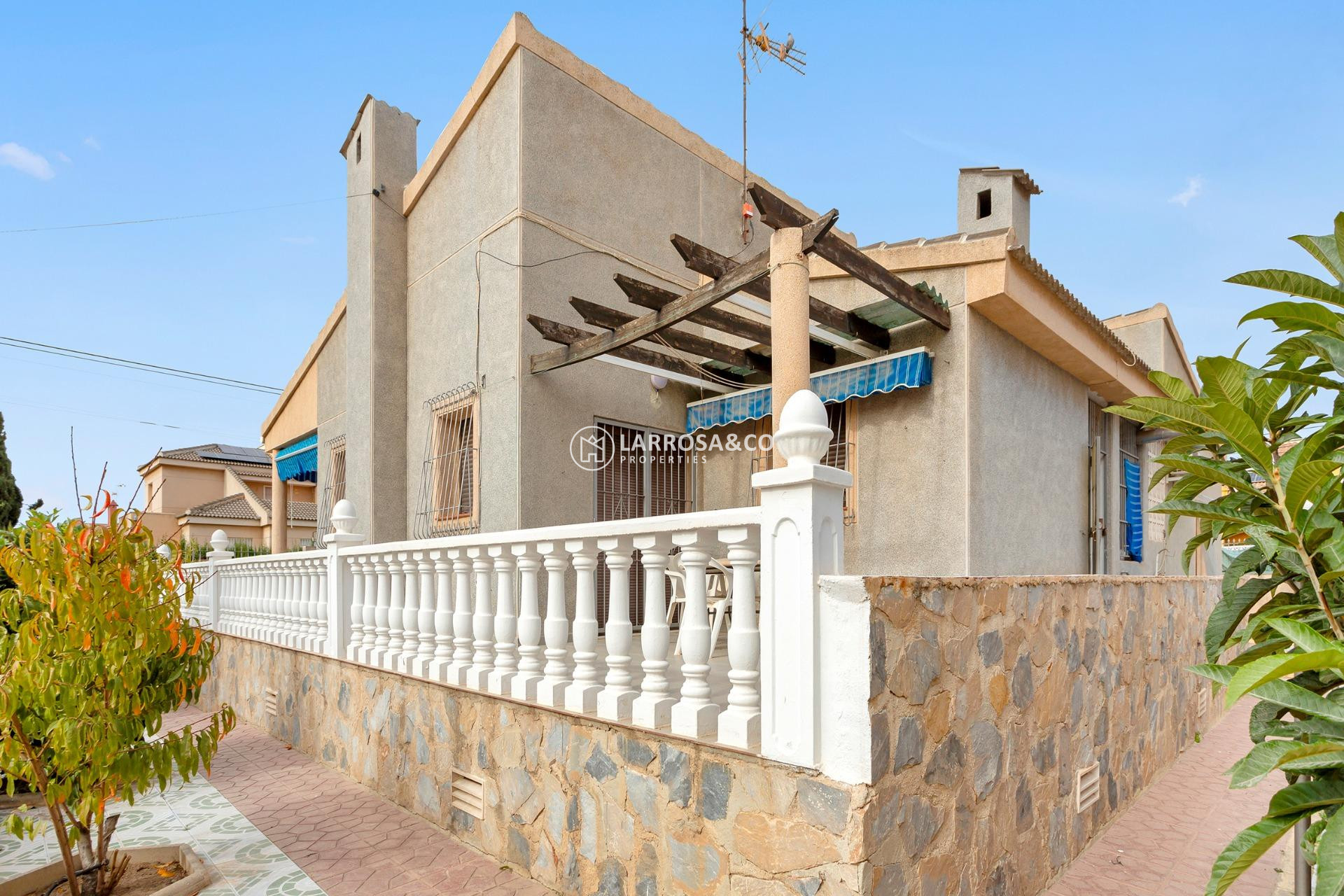 Resale - Detached House/Villa - Torrevieja - Nueva Torrevieja