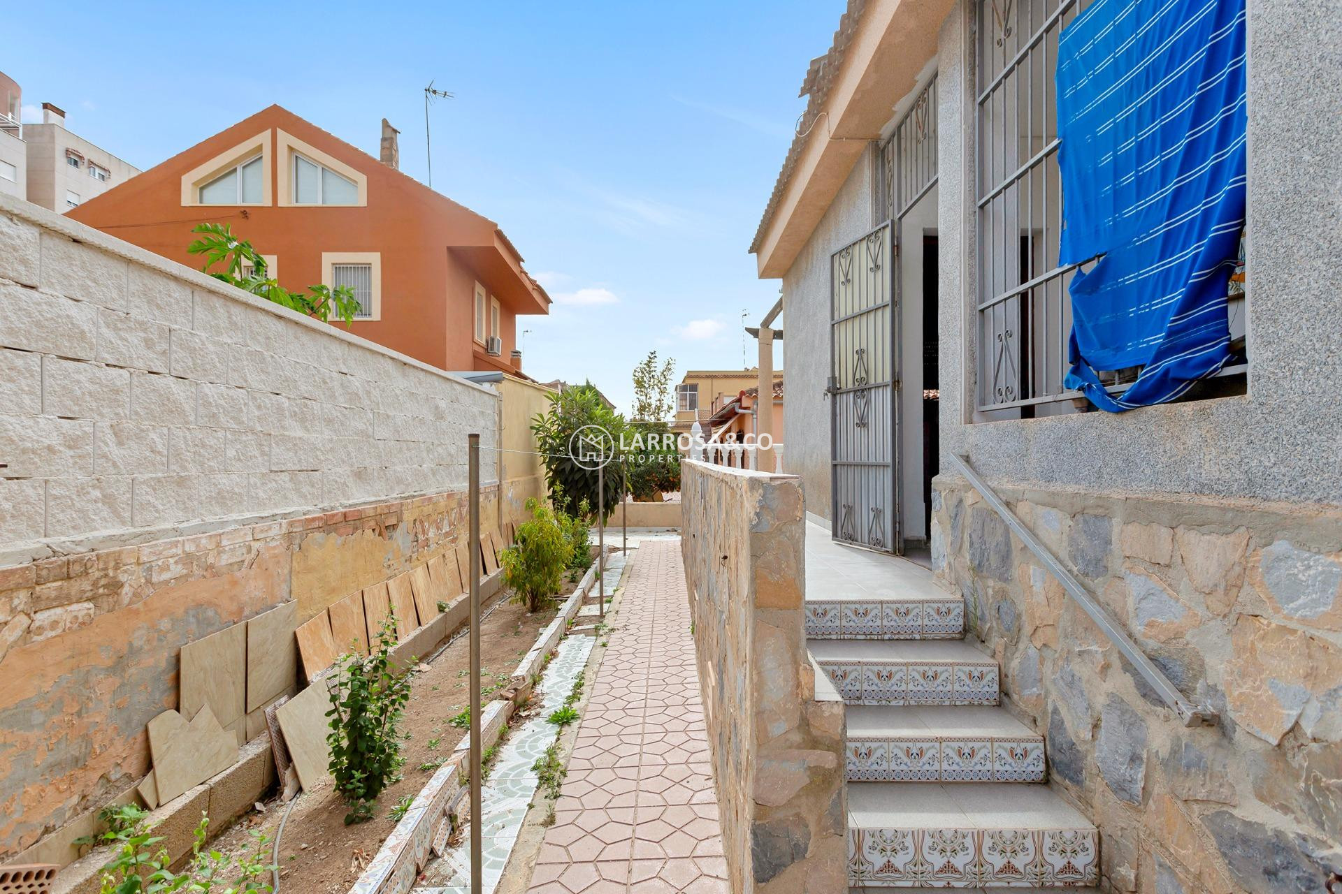 Resale - Detached House/Villa - Torrevieja - Nueva Torrevieja