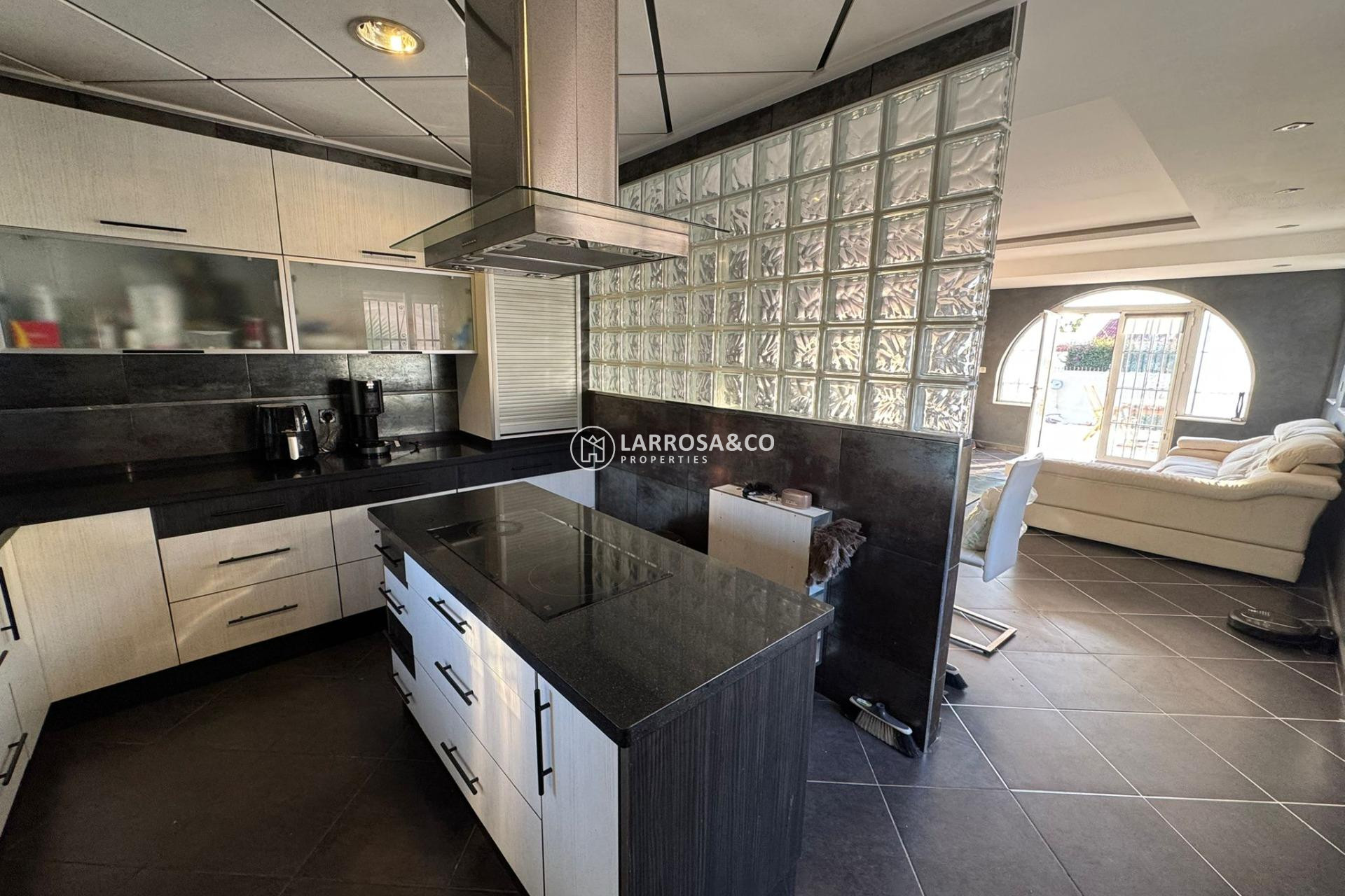 Resale - Detached House/Villa - Torrevieja - San luis