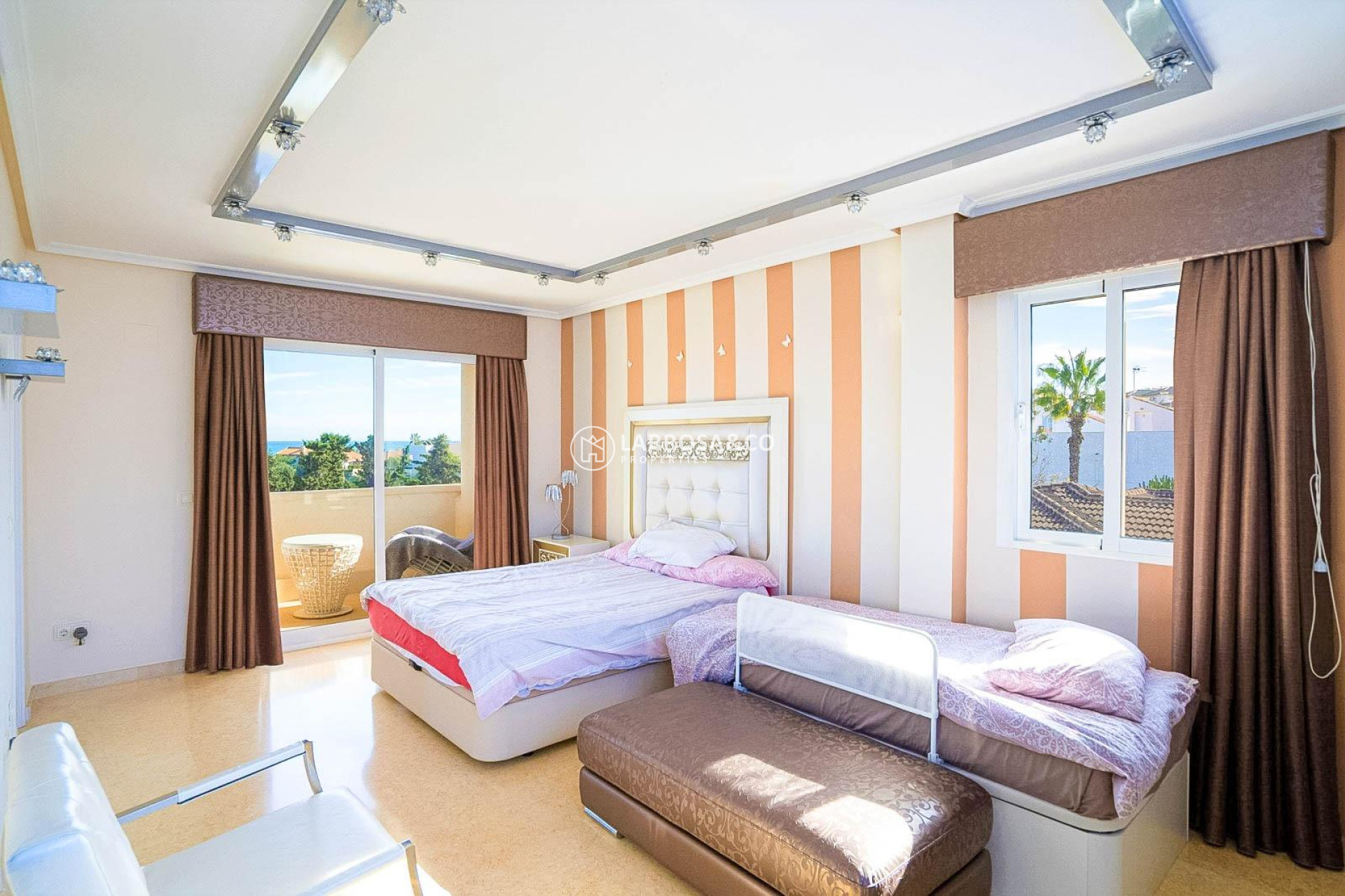 Resale - Detached House/Villa - Torrevieja - Torre la mata