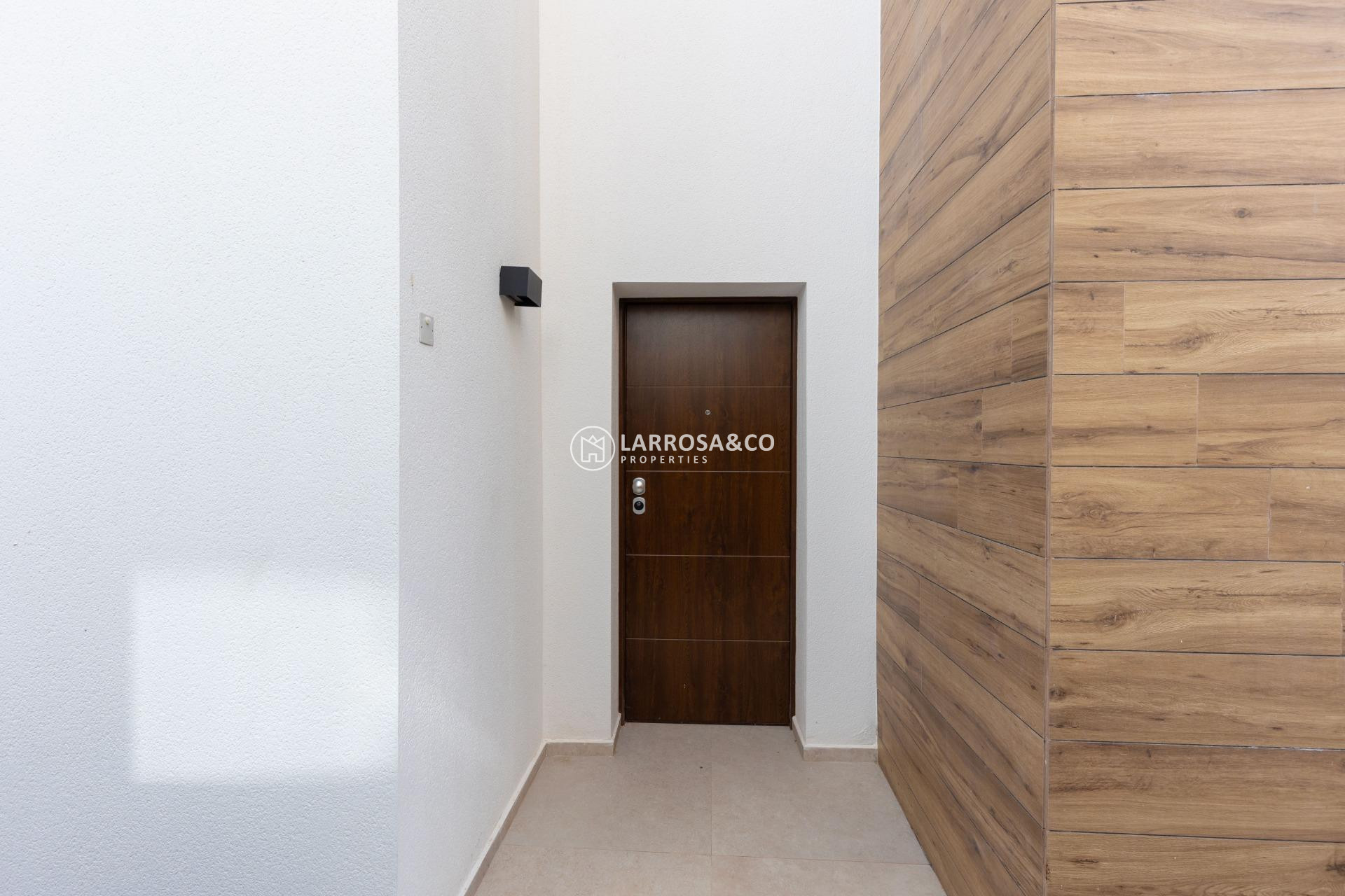 Resale - Detached House/Villa - Torrevieja - Torreta florida