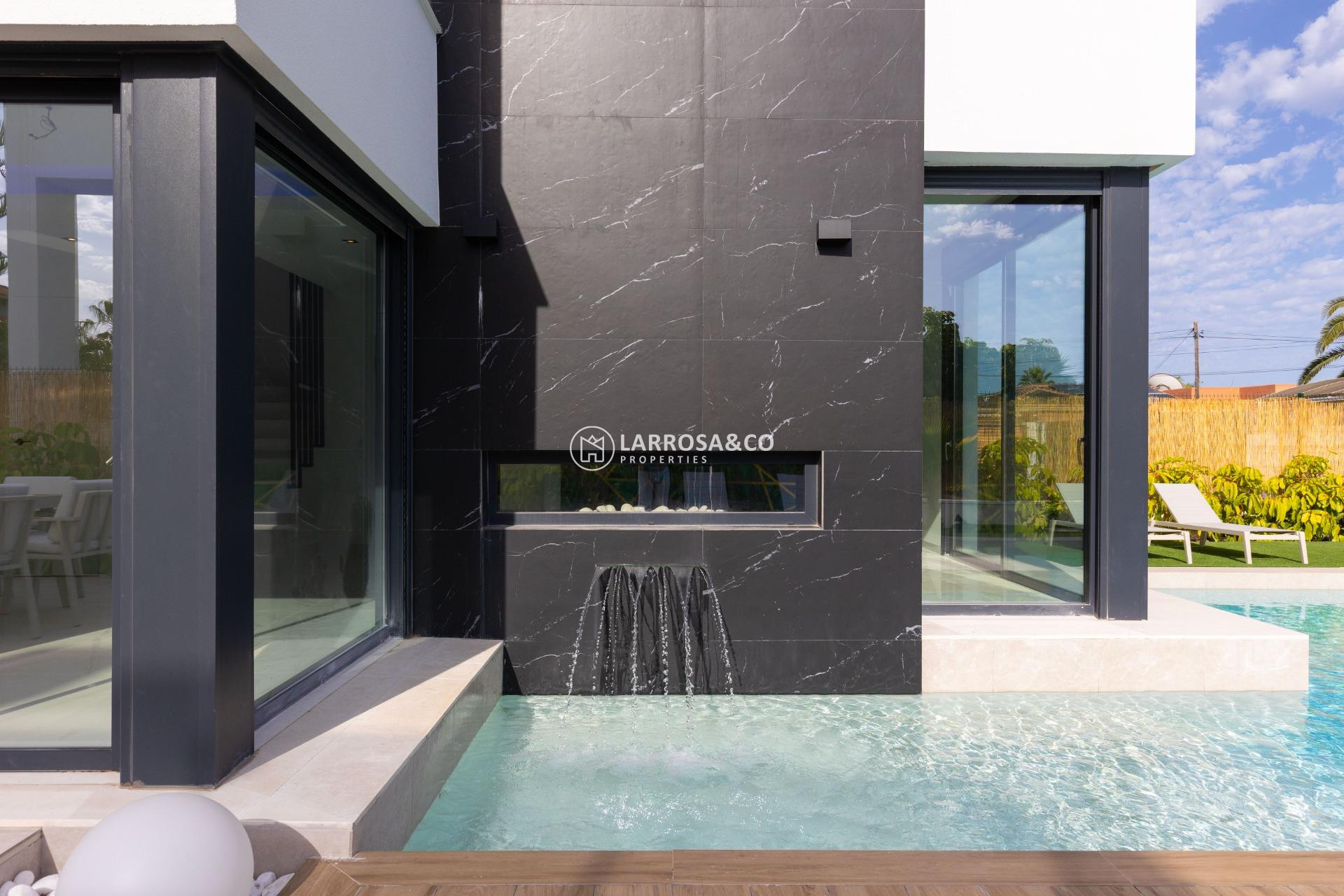 Resale - Detached House/Villa - Torrevieja - Torreta florida