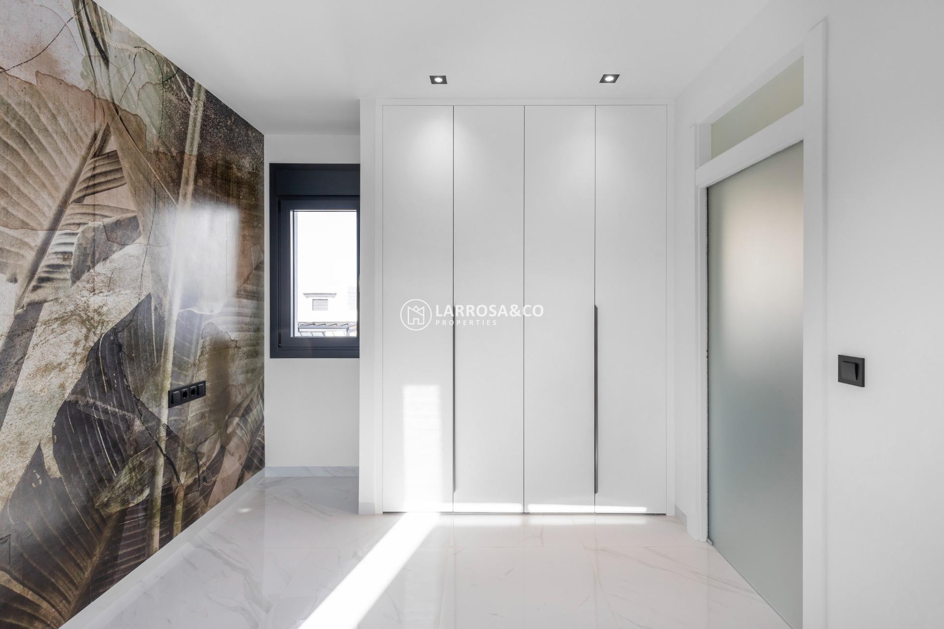 Resale - Detached House/Villa - Torrevieja - Torreta florida