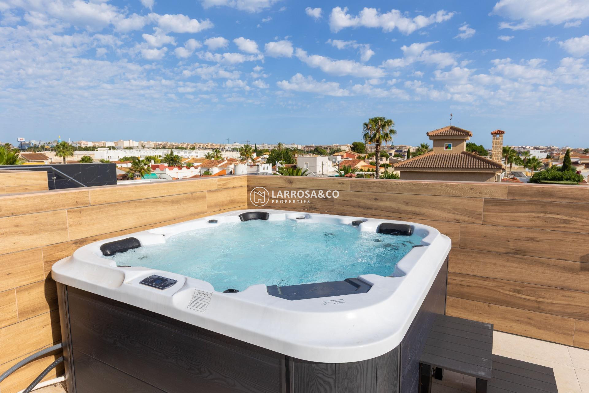 Resale - Detached House/Villa - Torrevieja - Torreta florida