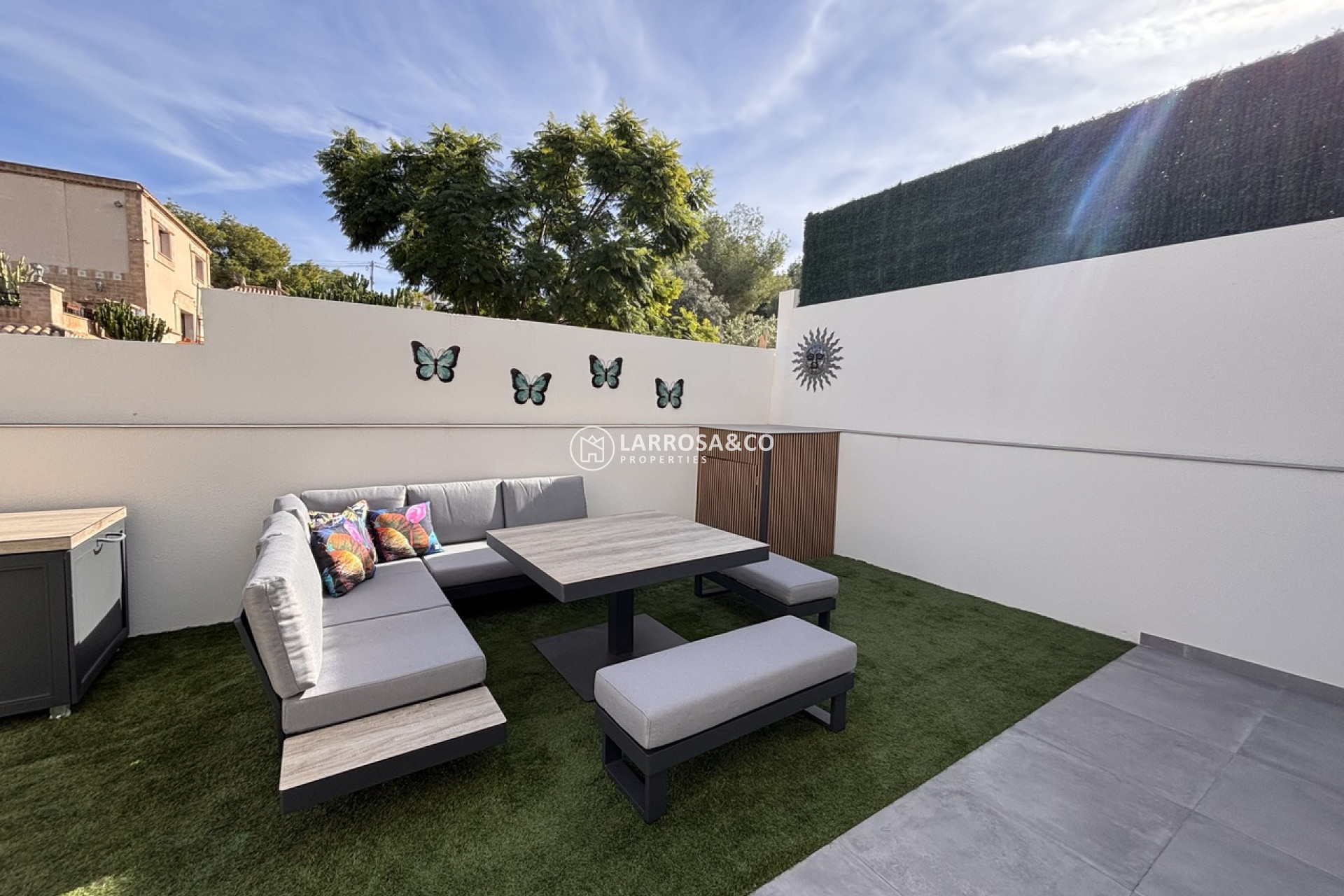 Resale - Detached House/Villa - Villamartín - Costa Blanca