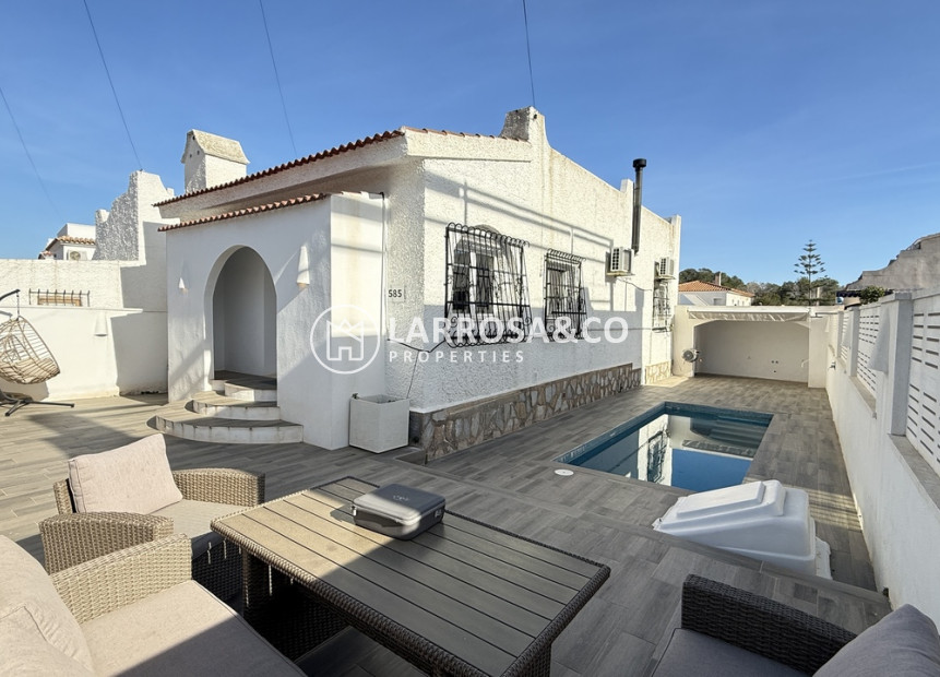Resale - Detached House/Villa - Villamartín - Costa Blanca