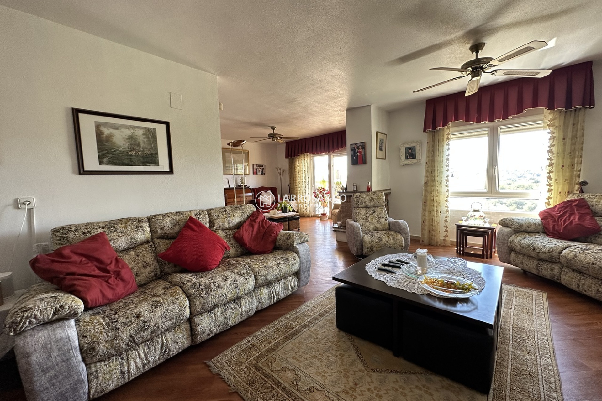 Resale - Detached House/Villa - Villamartín - Costa Blanca