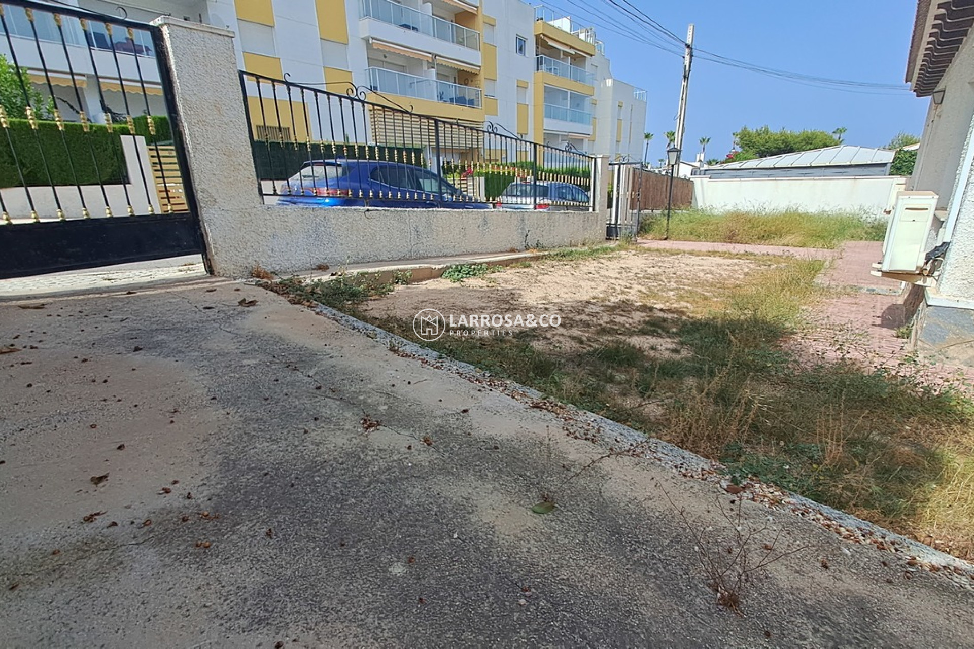 Resale - Detached House/Villa - Villamartín - Costa Blanca