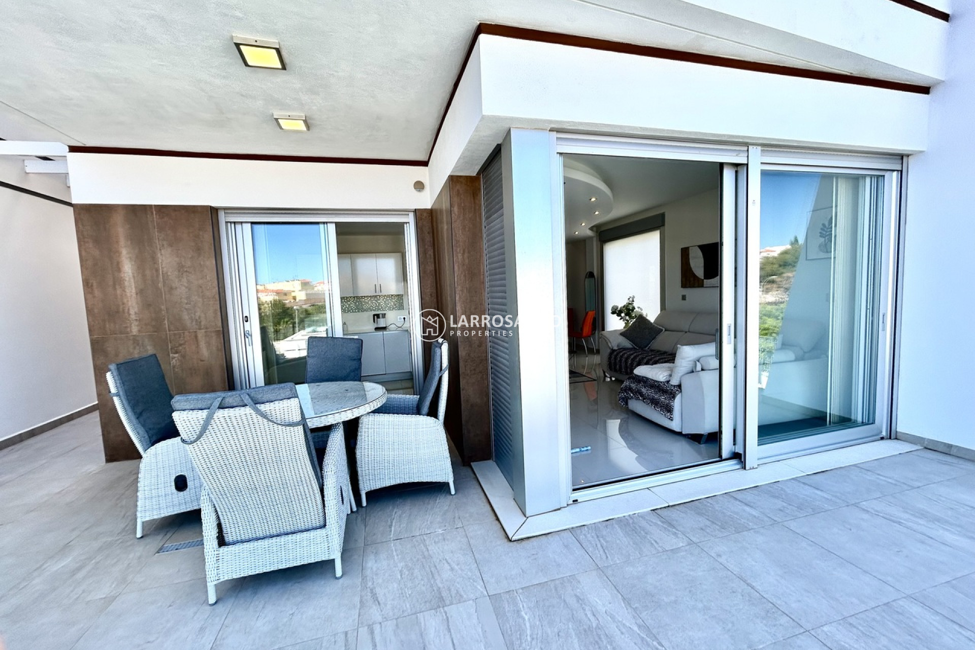 Resale - Detached House/Villa - Villamartín - Costa Blanca