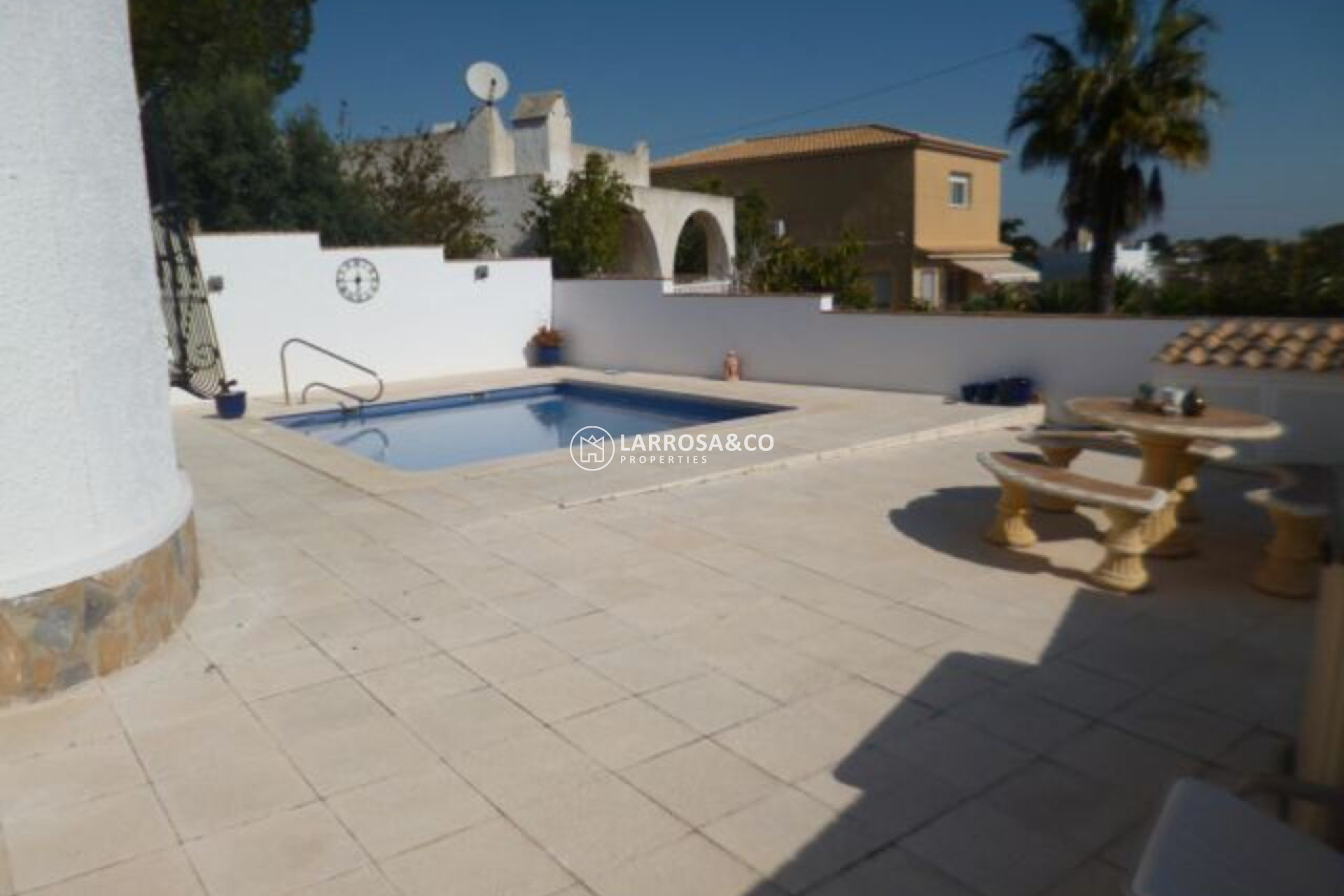 Resale - Detached House/Villa - Villamartín - Costa Blanca