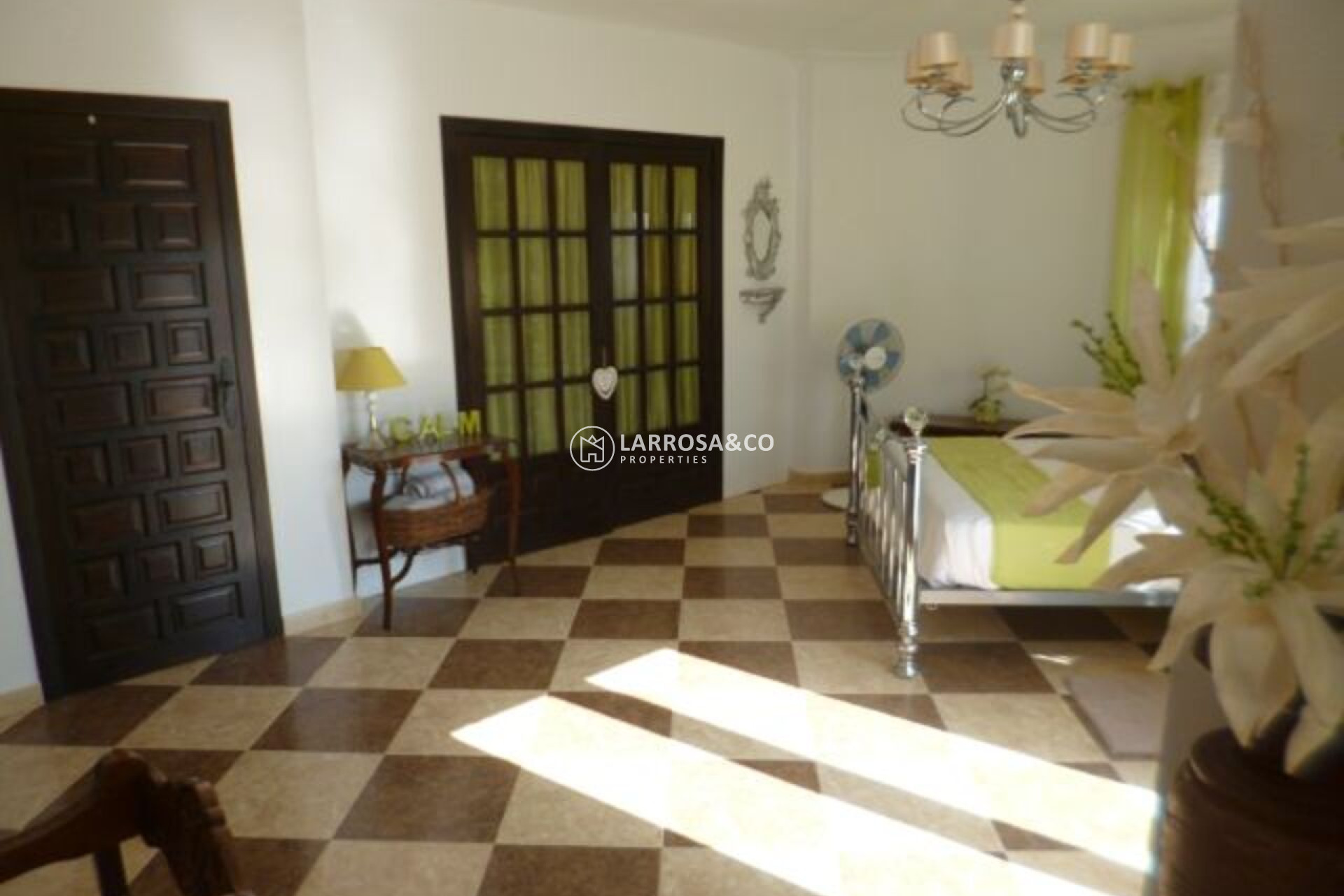 Resale - Detached House/Villa - Villamartín - Costa Blanca