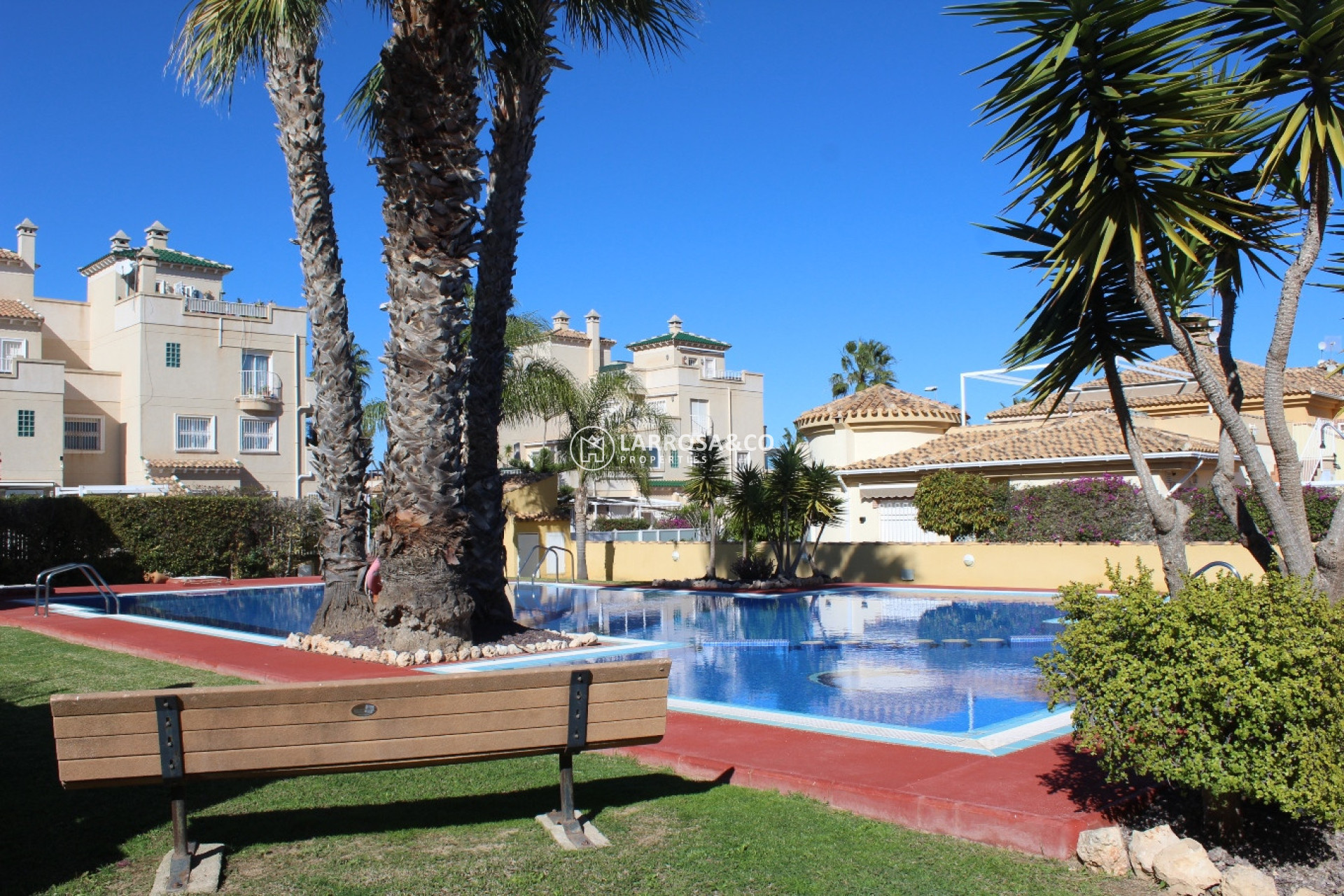 Resale - Detached House/Villa - Villamartín - Costa Blanca
