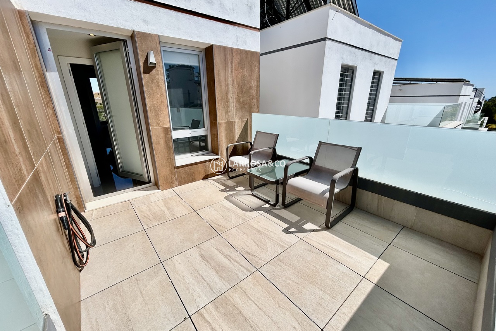 Resale - Detached House/Villa - Villamartín - Costa Blanca