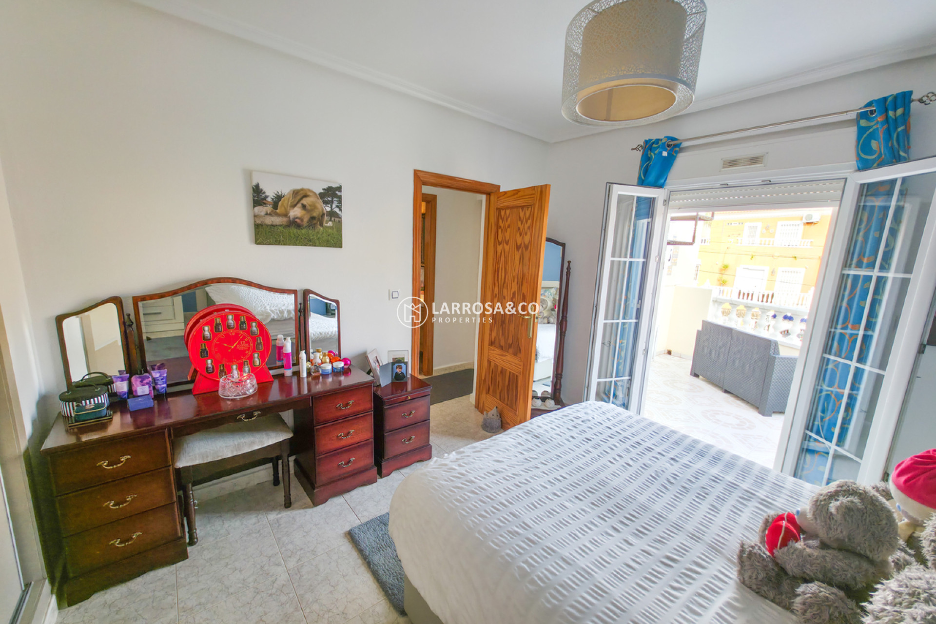 Resale - Detached House/Villa - Villamartín - Costa Blanca