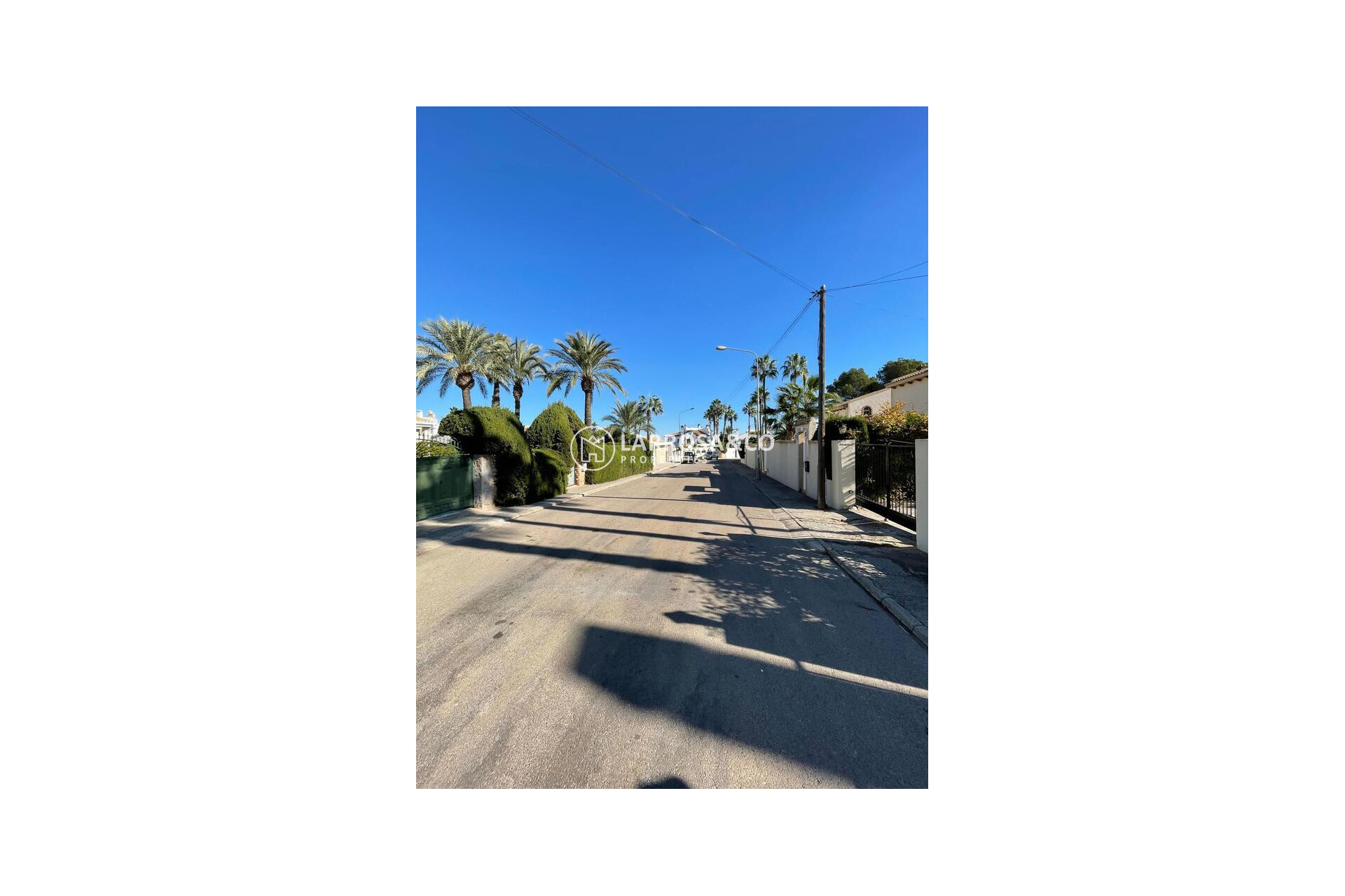 Resale - Detached House/Villa - Villamartín - Costa Blanca