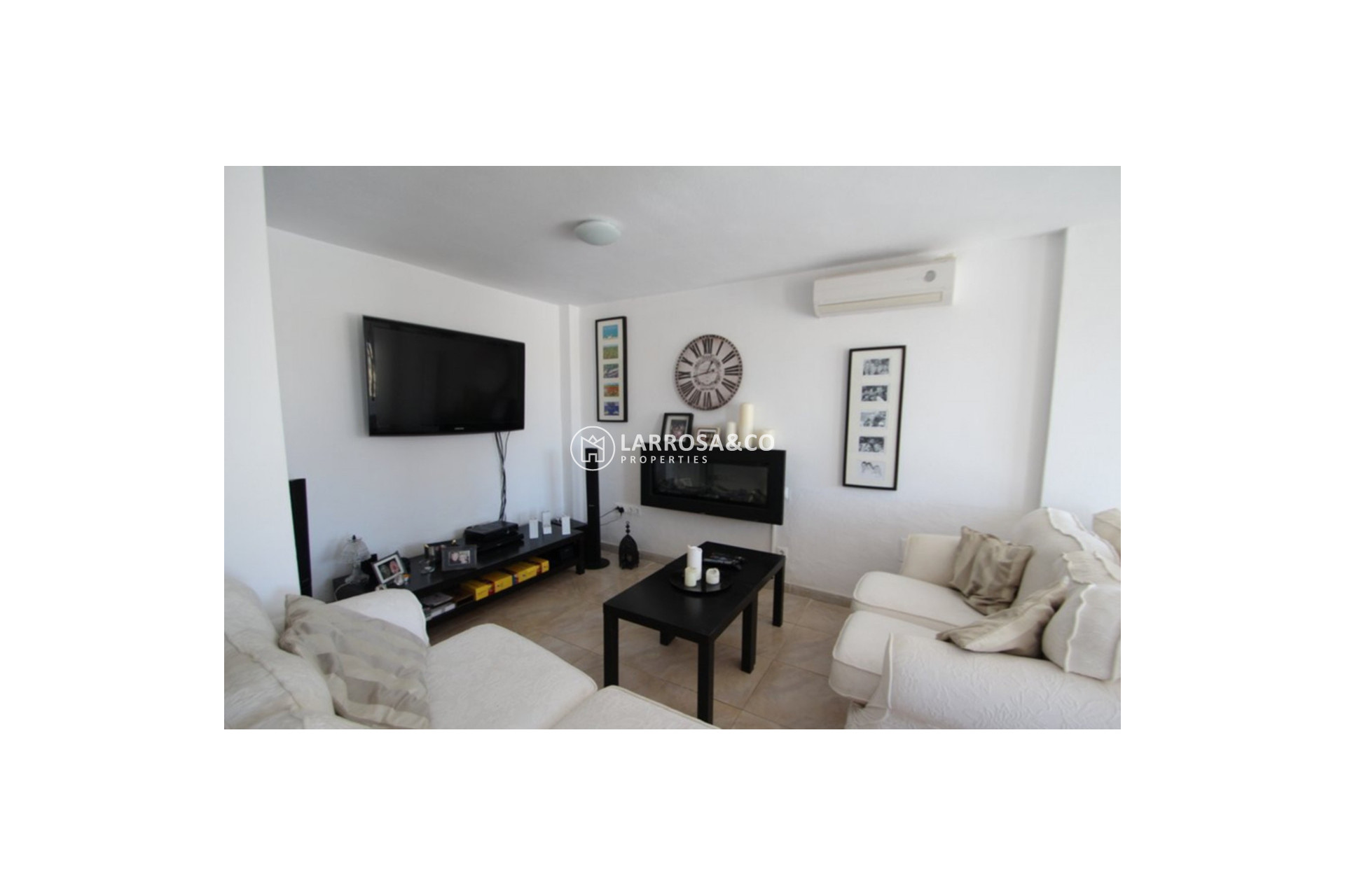 Resale - Detached House/Villa - Villamartín - Costa Blanca