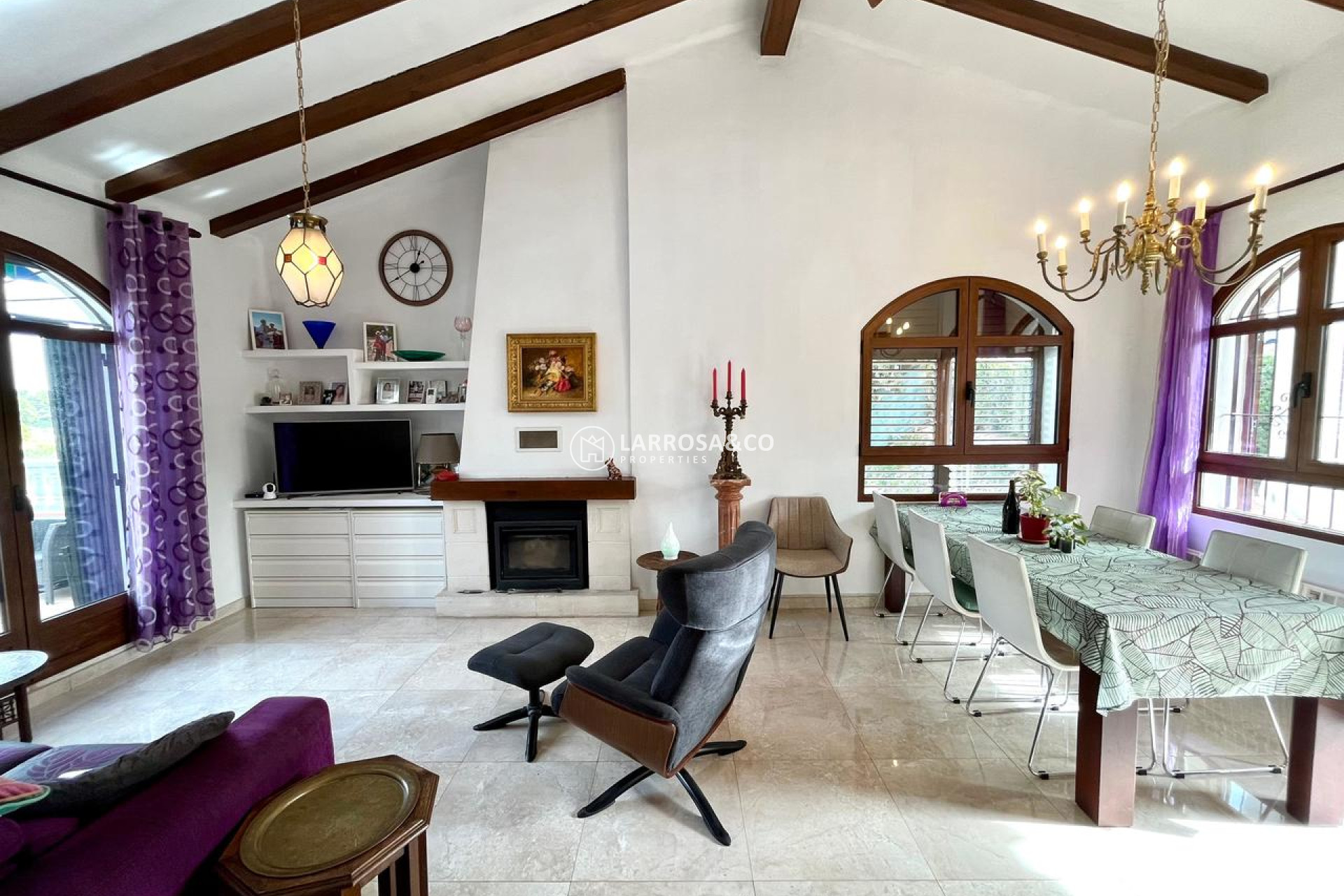 Resale - Detached House/Villa - Villamartín - Costa Blanca