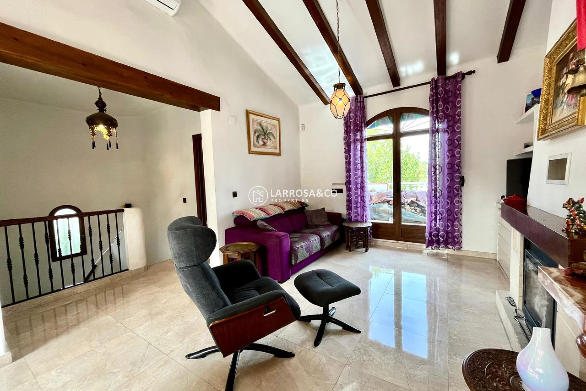 Resale - Detached House/Villa - Villamartín - Costa Blanca