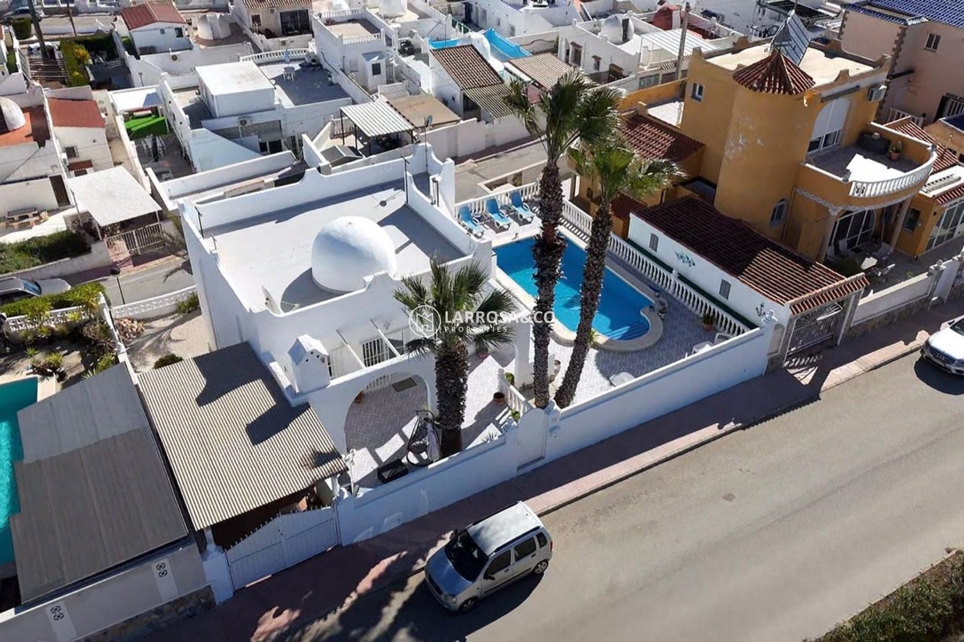 Resale - Detached House/Villa - Villamartín - Costa Blanca