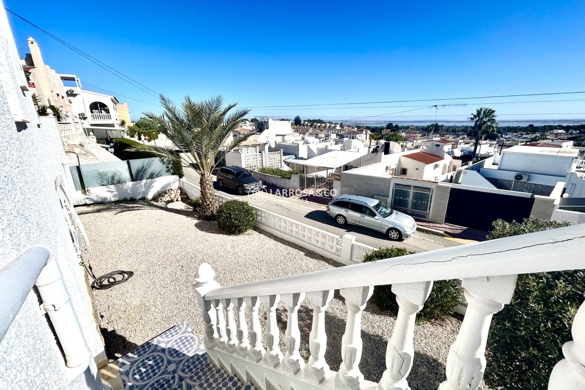 Resale - Detached House/Villa - Villamartín - Costa Blanca