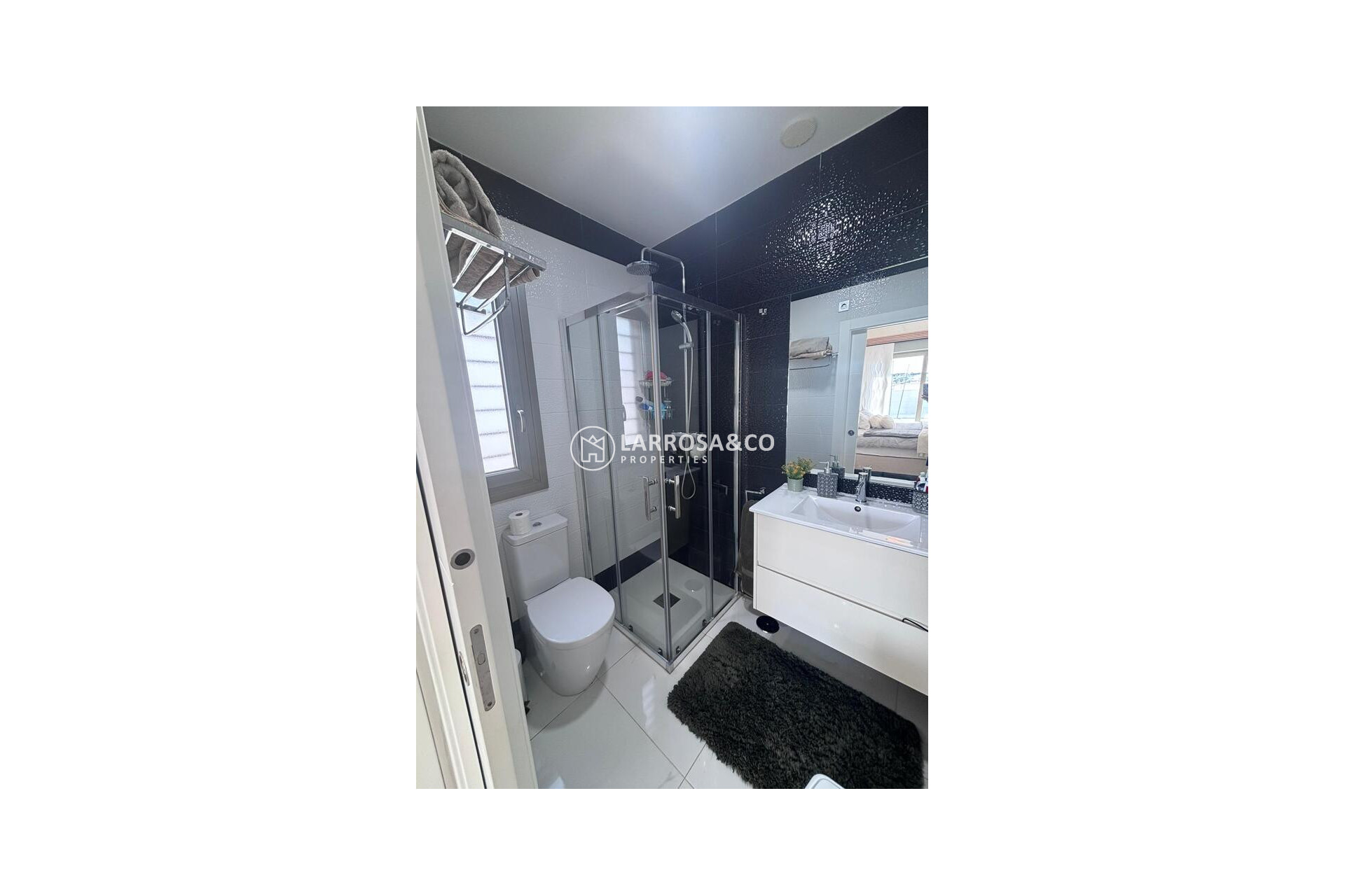 Resale - Detached House/Villa - Villamartin - Costa Blanca