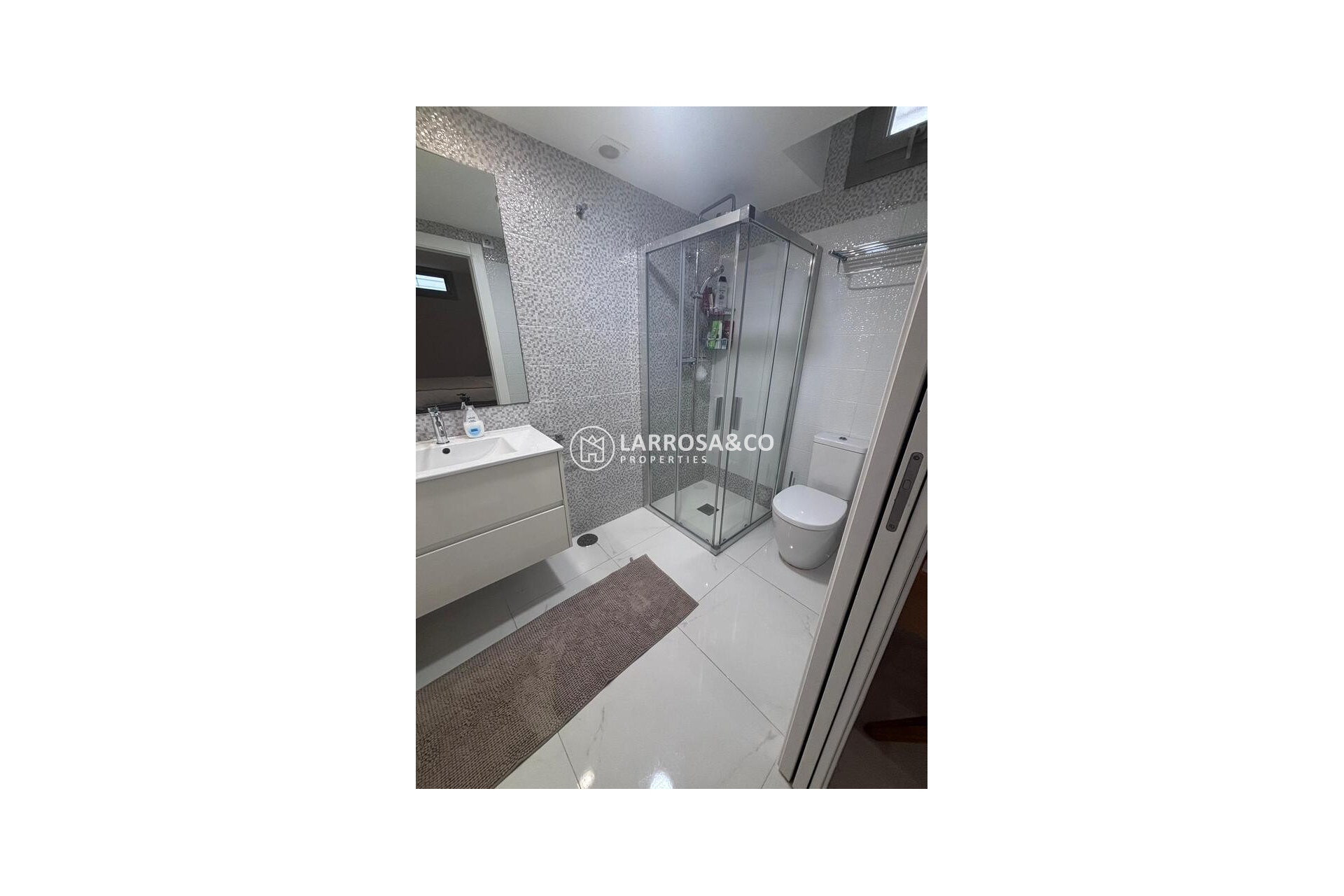 Resale - Detached House/Villa - Villamartin - Costa Blanca