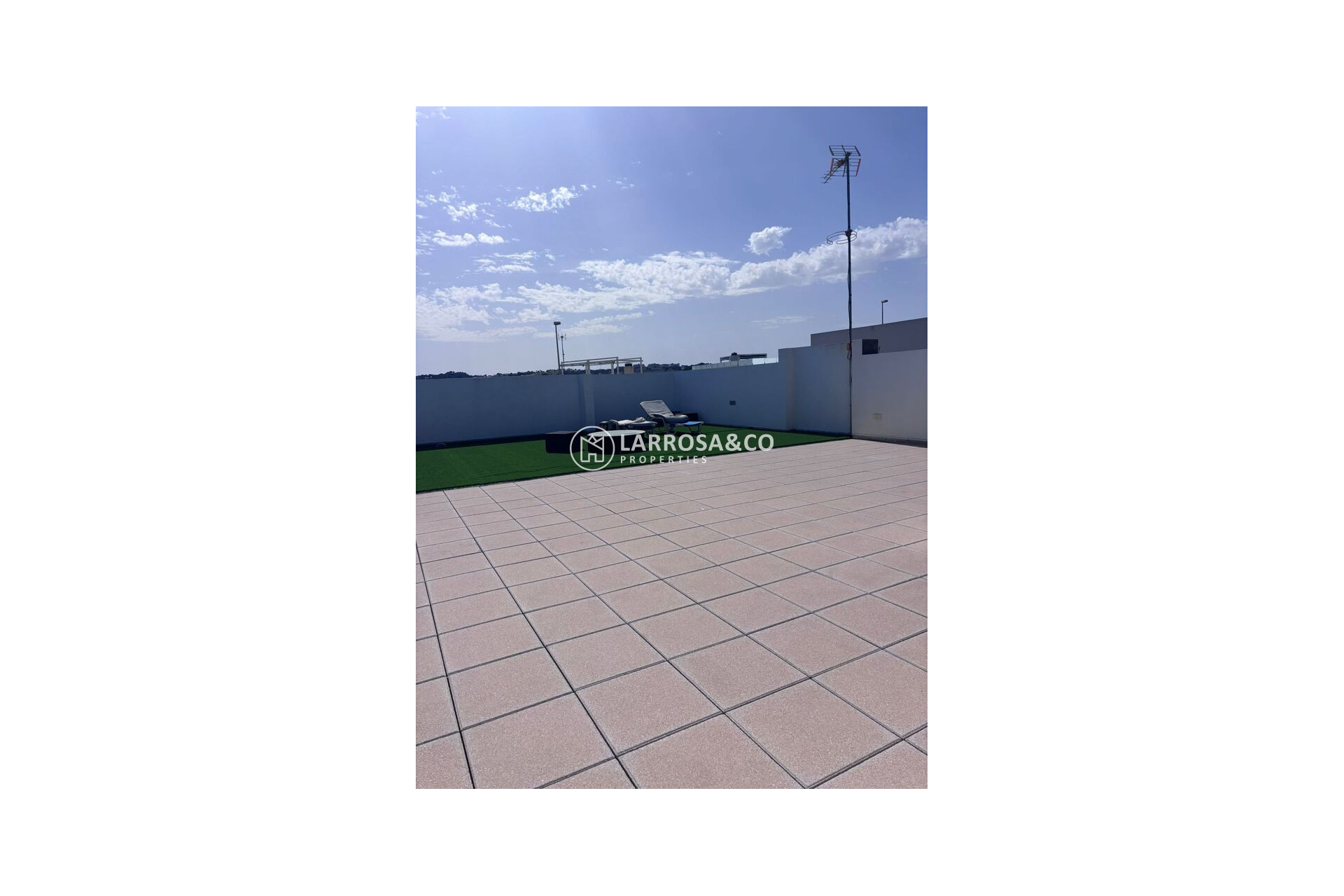 Resale - Detached House/Villa - Villamartin - Costa Blanca