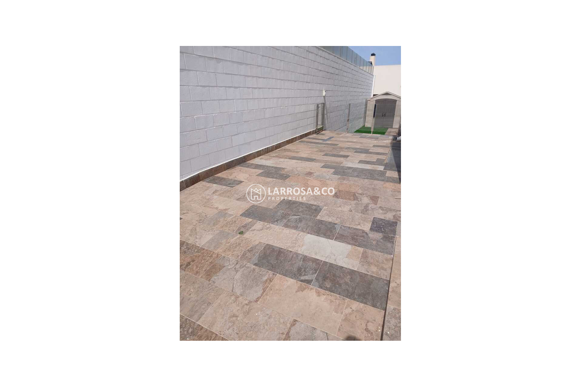 Resale - Detached House/Villa - Villamartin - Costa Blanca