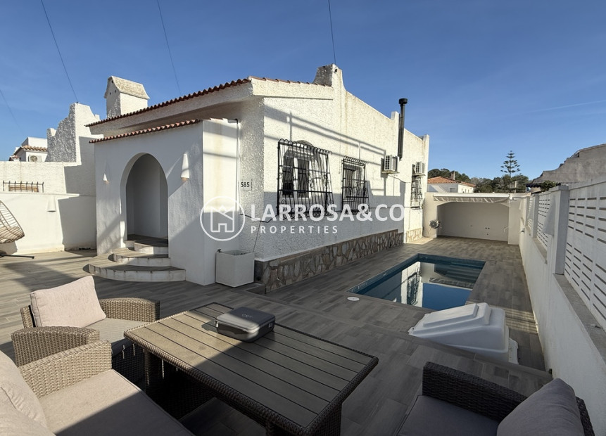 Resale - Detached House/Villa - Villamartin - Costa Blanca