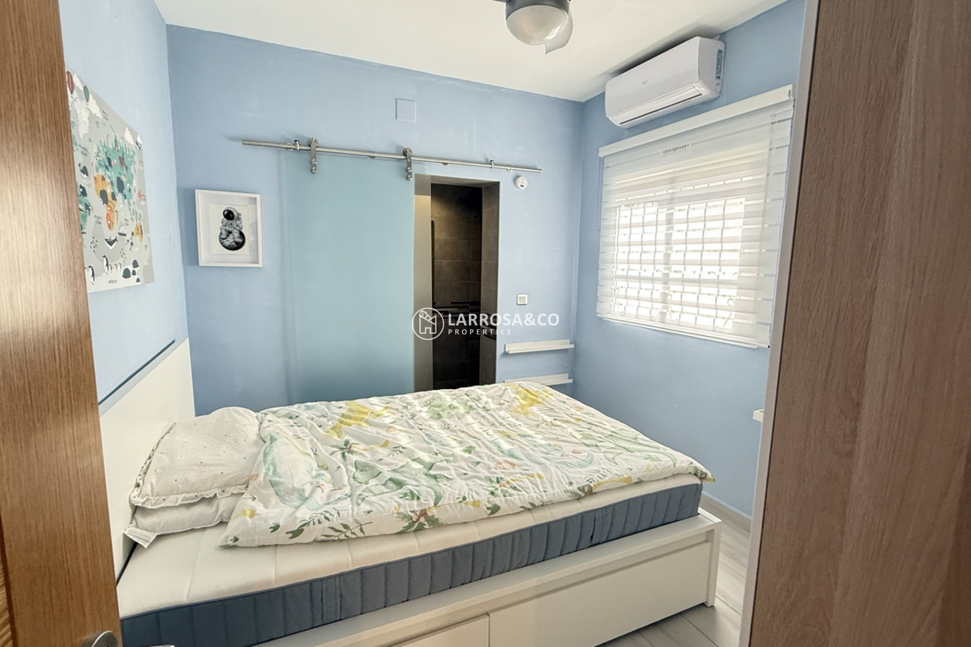 Resale - Detached House/Villa - Villamartin - Costa Blanca