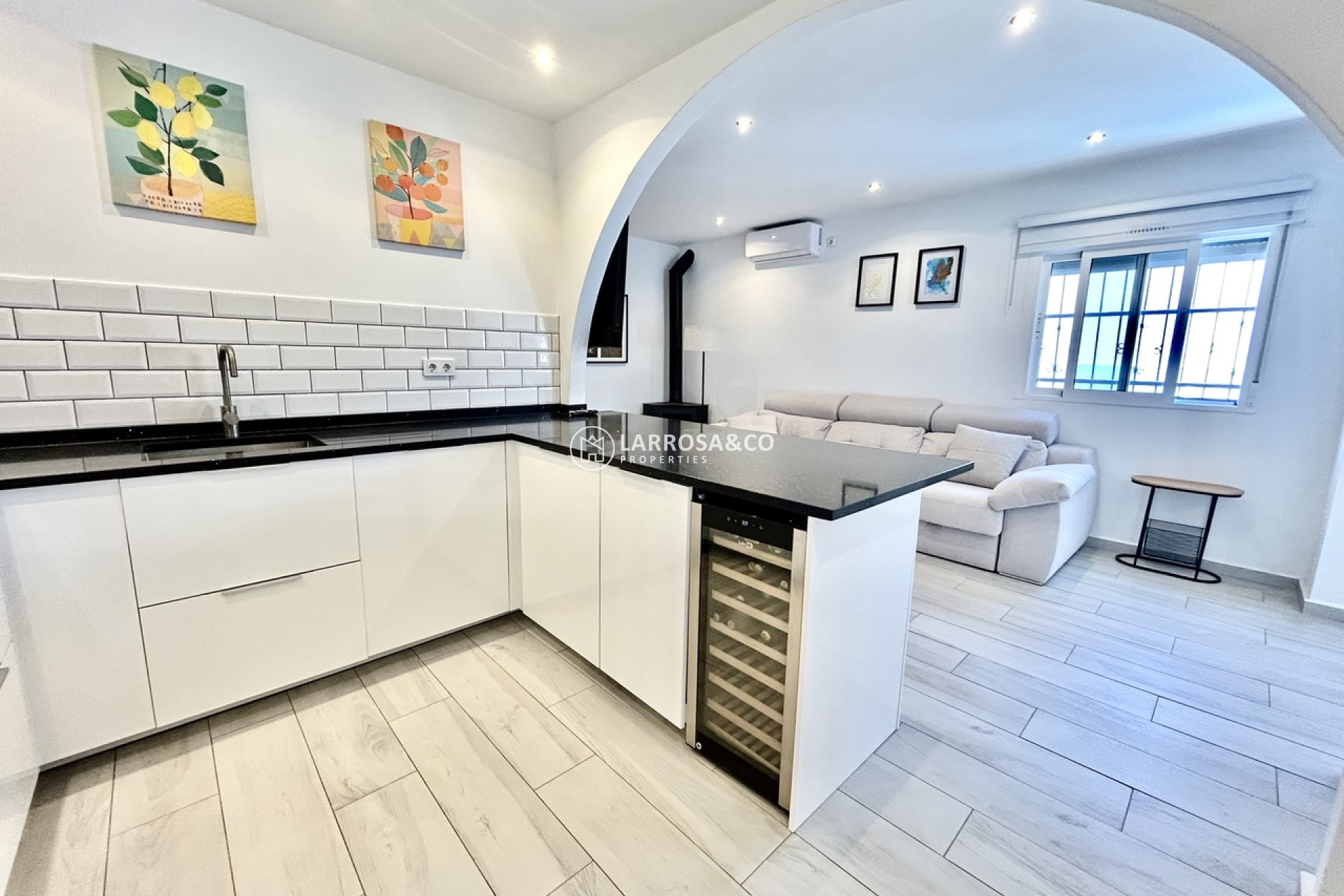 Resale - Detached House/Villa - Villamartin - Costa Blanca
