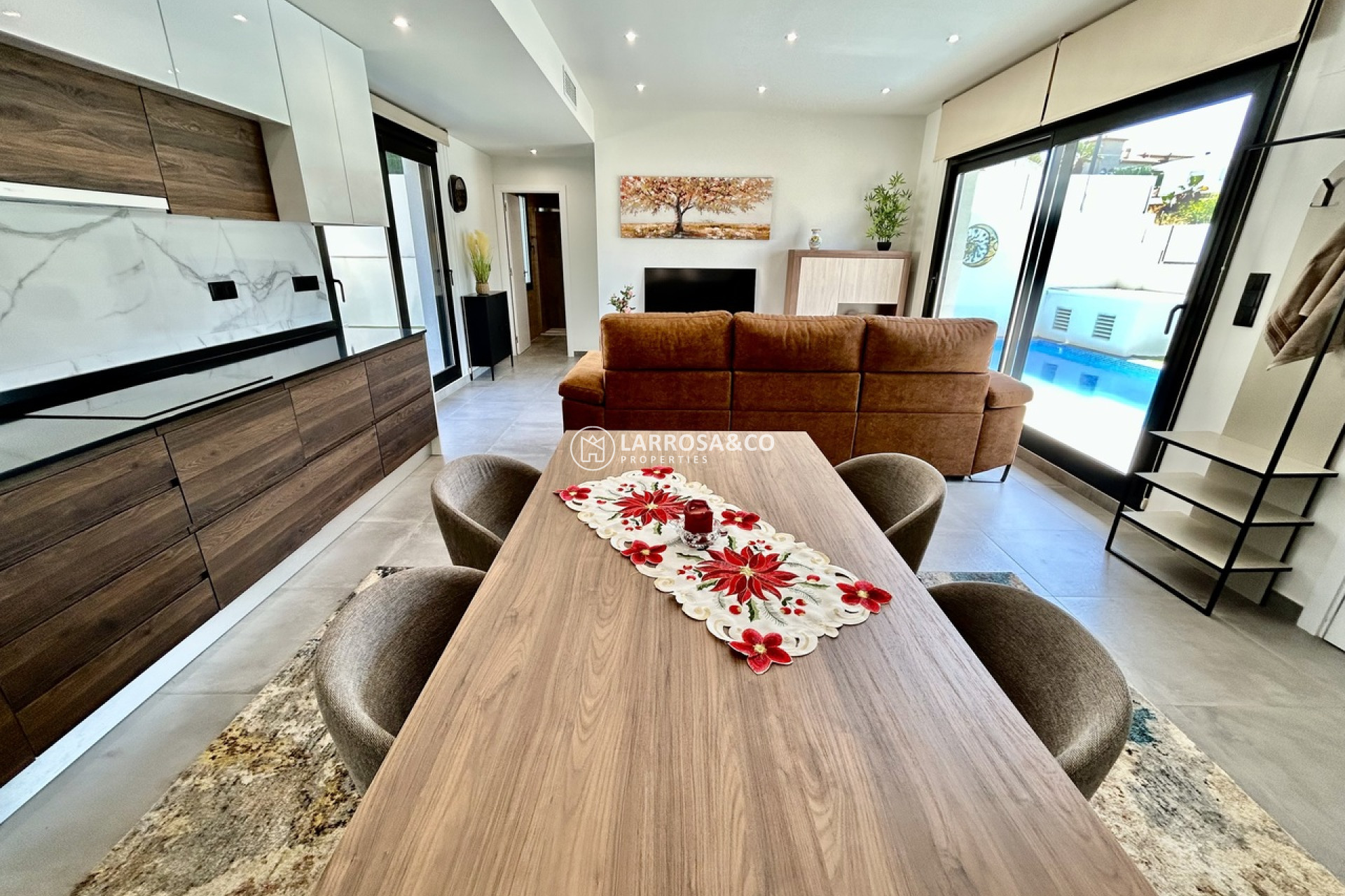 Resale - Detached House/Villa - Villamartin - Costa Blanca