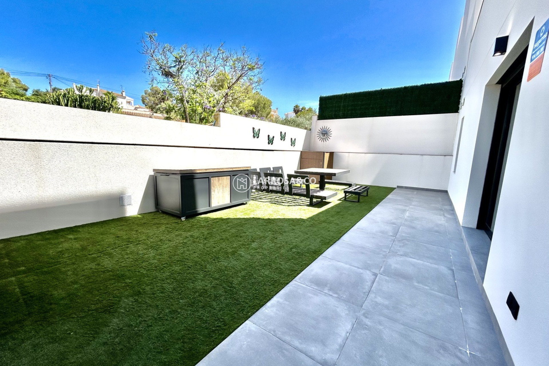 Resale - Detached House/Villa - Villamartin - Costa Blanca