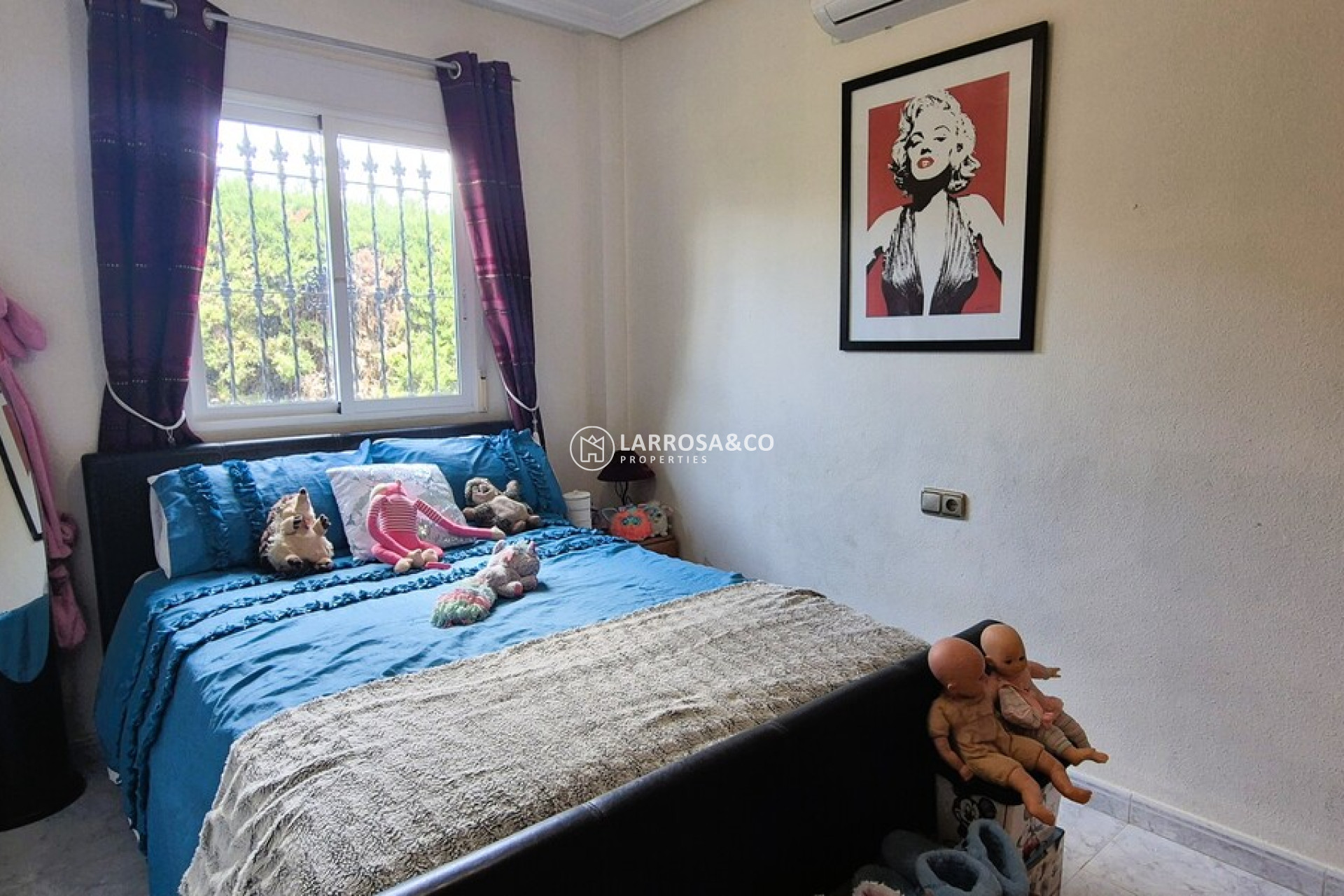 Resale - Detached House/Villa - Villamartin - Costa Blanca