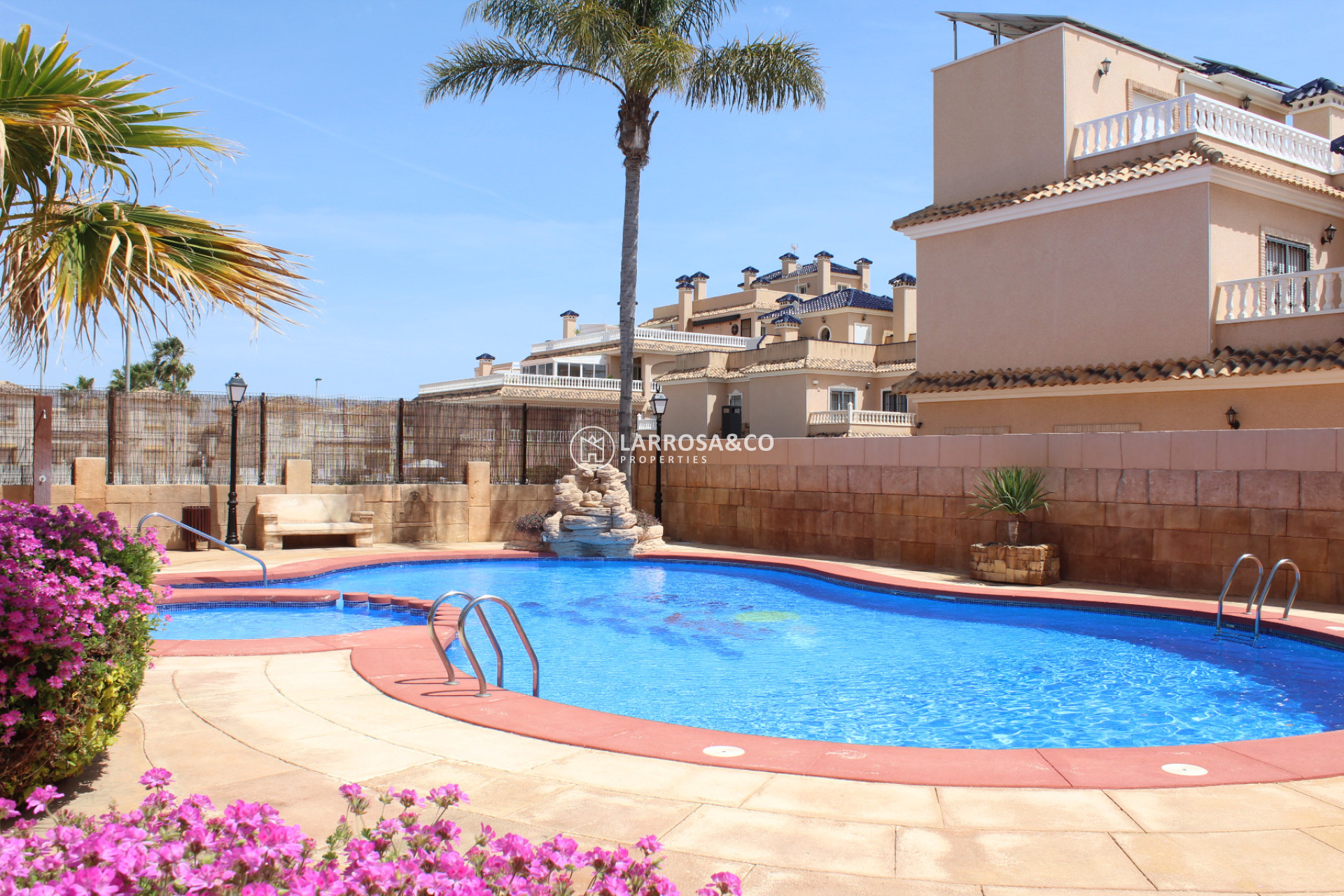Resale - Detached House/Villa - Villamartin - Costa Blanca