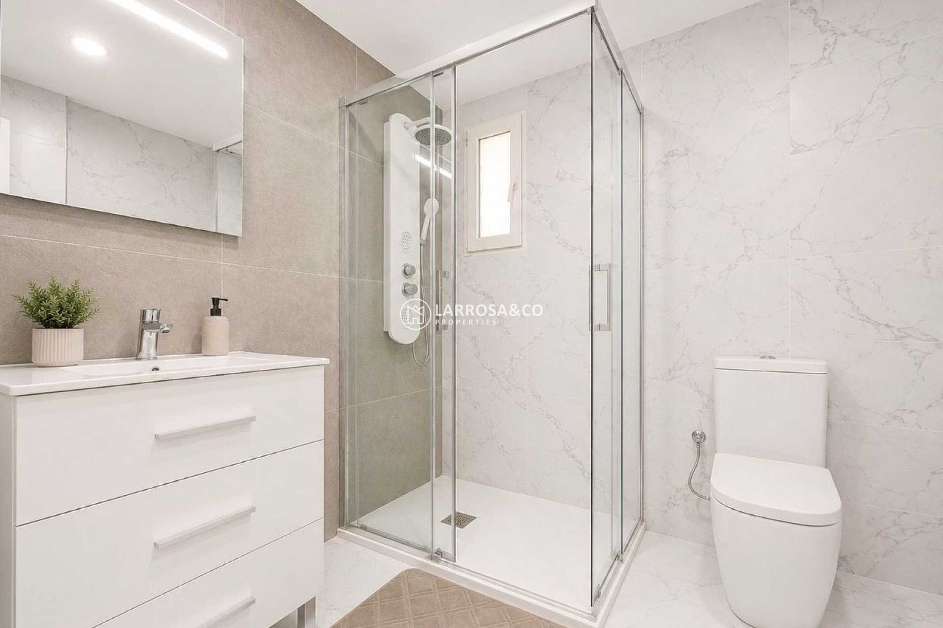 Resale - Detached House/Villa - Villamartin - Costa Blanca
