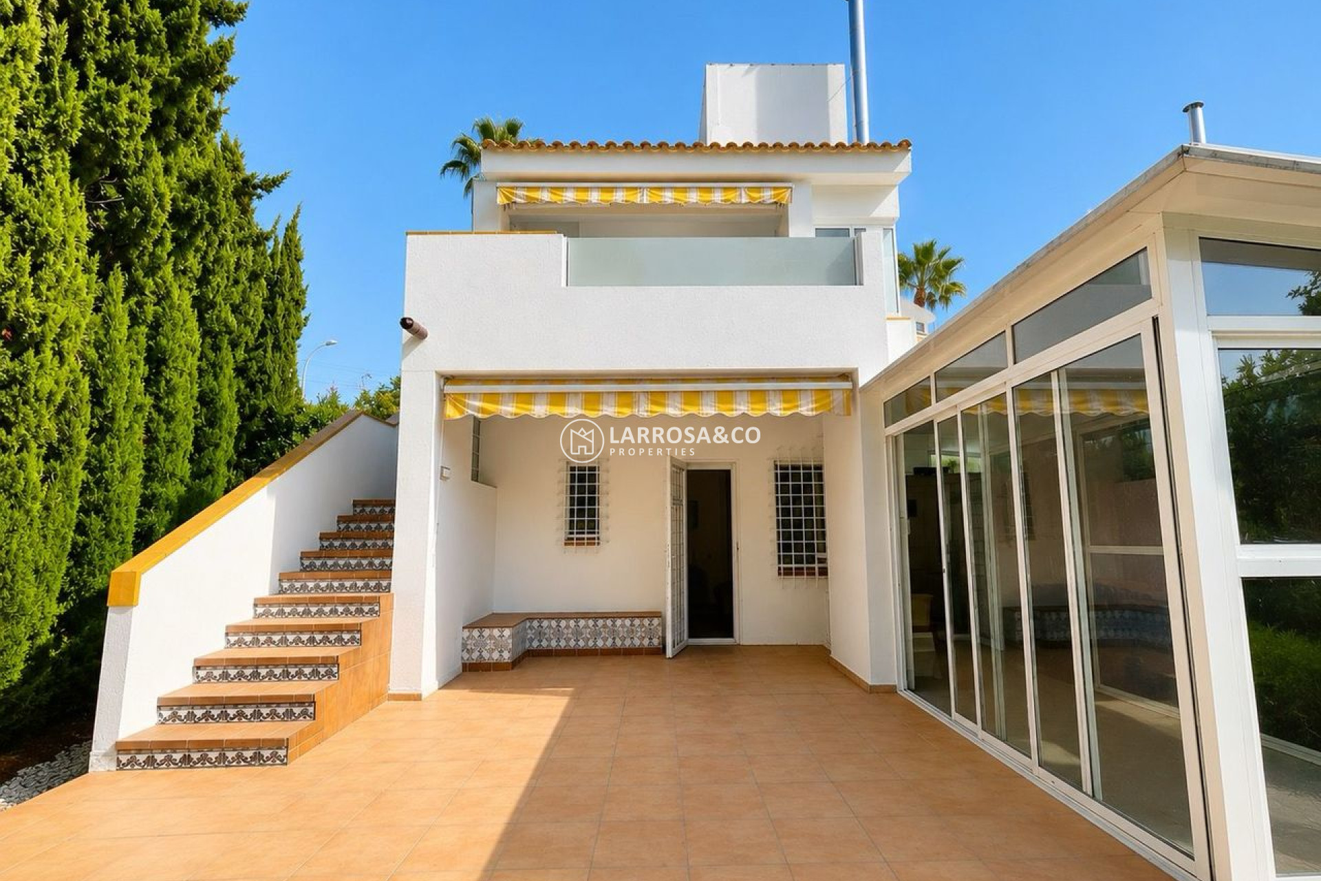 Resale - Detached House/Villa - Villamartin - Costa Blanca