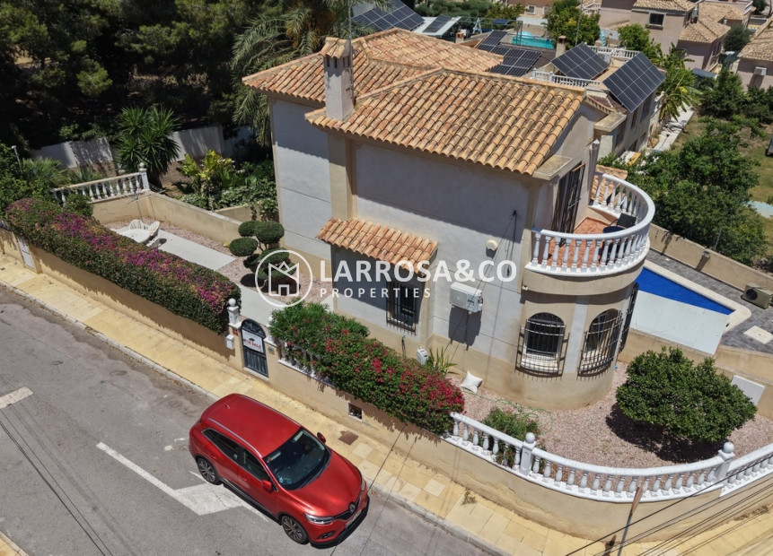 Resale - Detached House/Villa - Villamartin - Costa Blanca