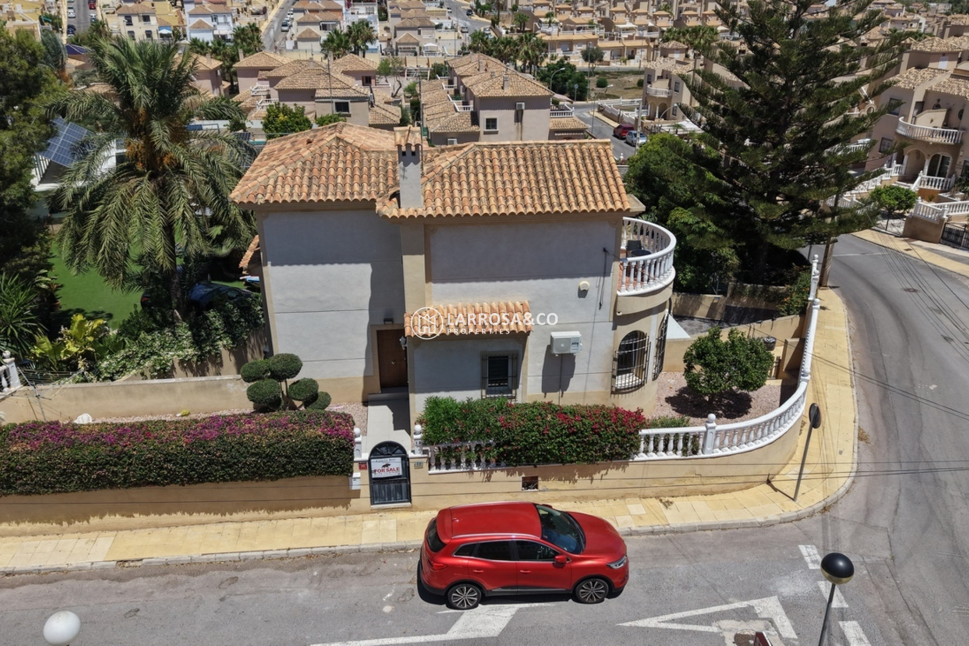 Resale - Detached House/Villa - Villamartin - Costa Blanca