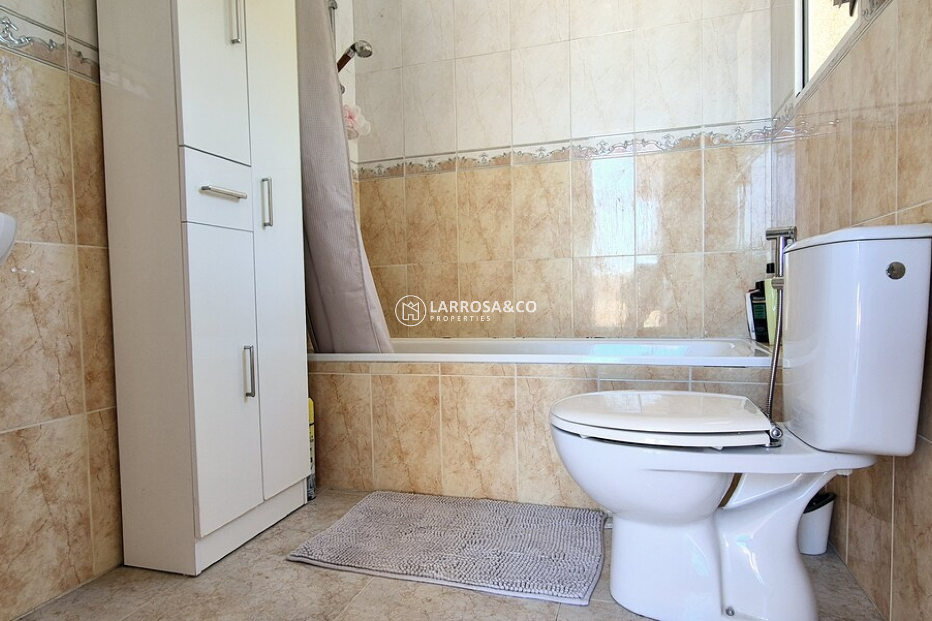 Resale - Detached House/Villa - Villamartin - Costa Blanca