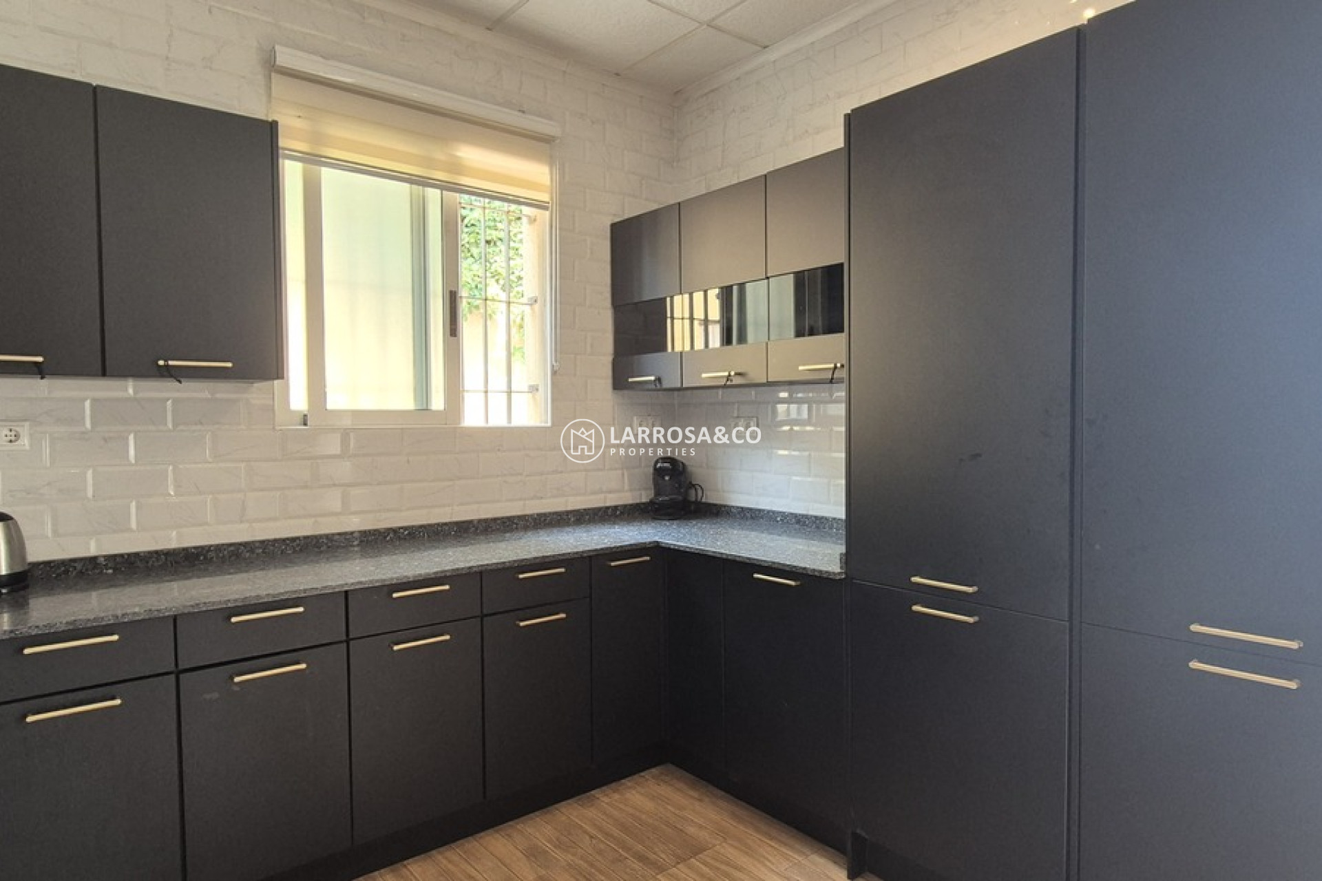 Resale - Detached House/Villa - Villamartin - Costa Blanca