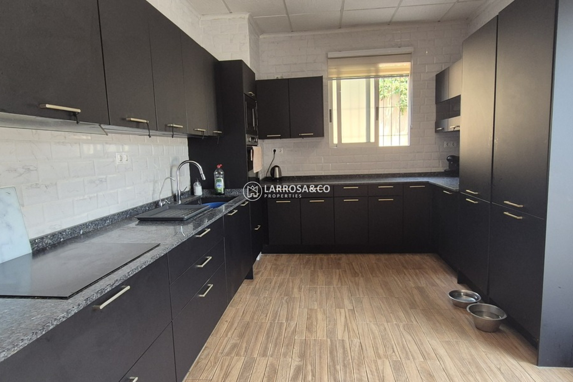 Resale - Detached House/Villa - Villamartin - Costa Blanca