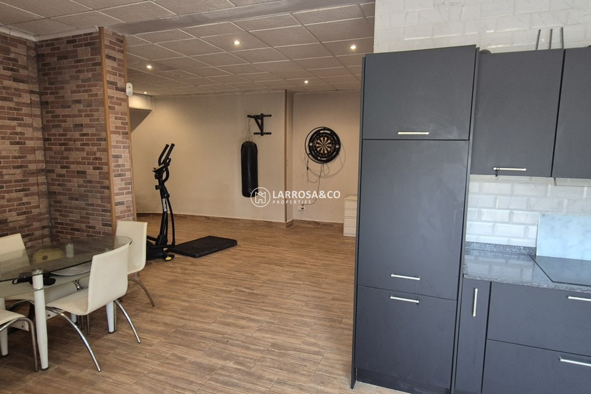 Resale - Detached House/Villa - Villamartin - Costa Blanca