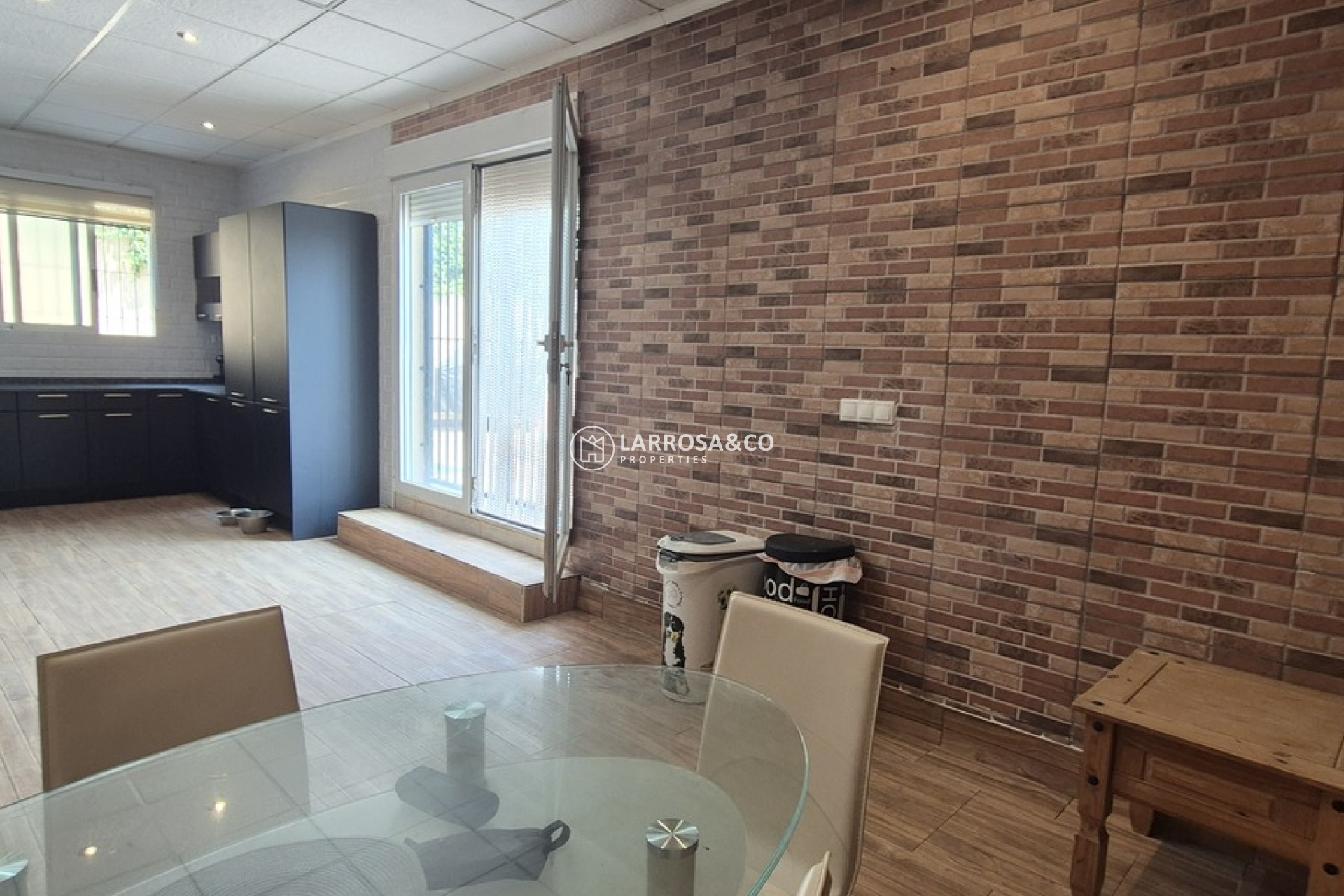Resale - Detached House/Villa - Villamartin - Costa Blanca