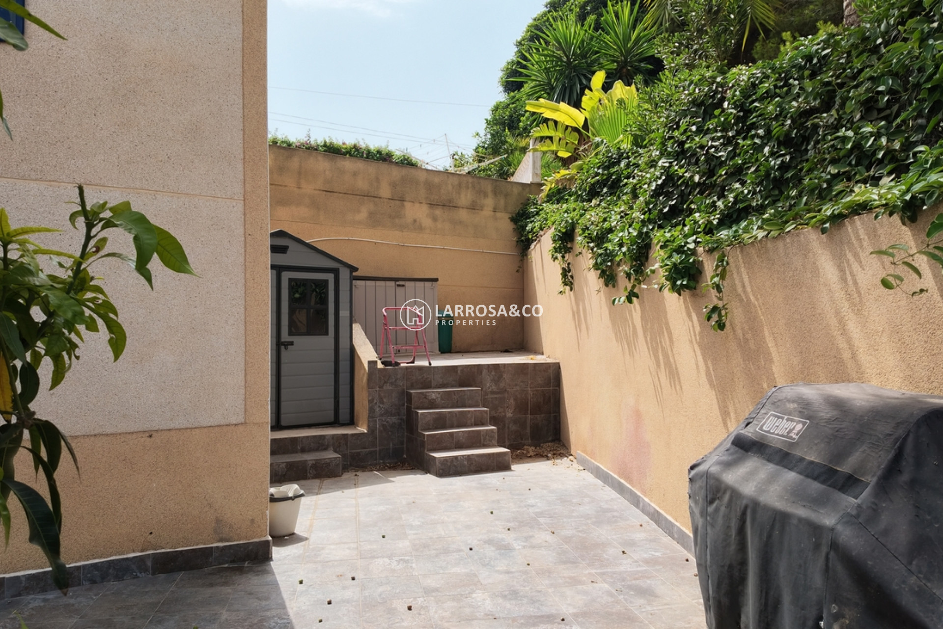 Resale - Detached House/Villa - Villamartin - Costa Blanca