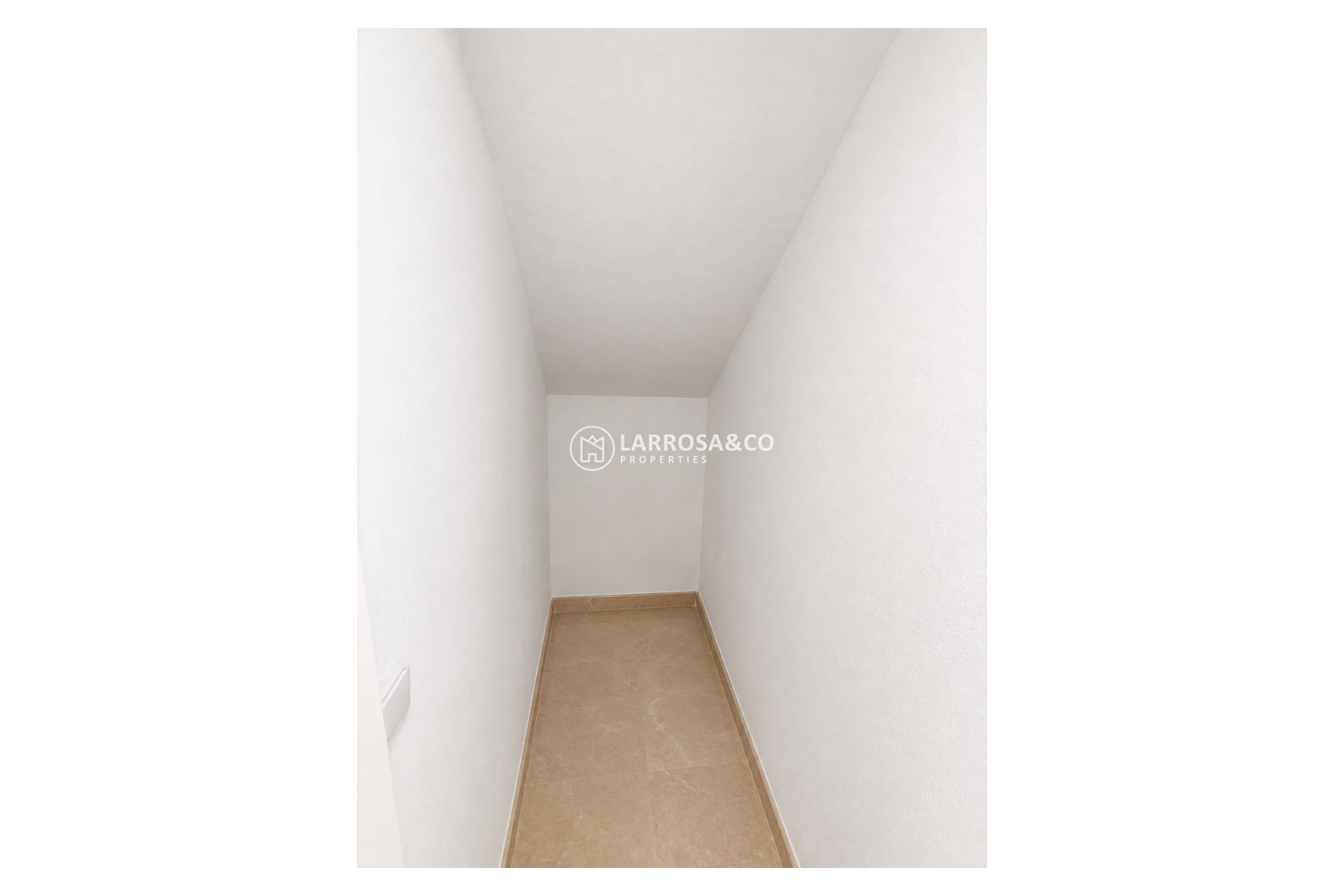 Resale - Detached House/Villa - Villamartin - Costa Blanca