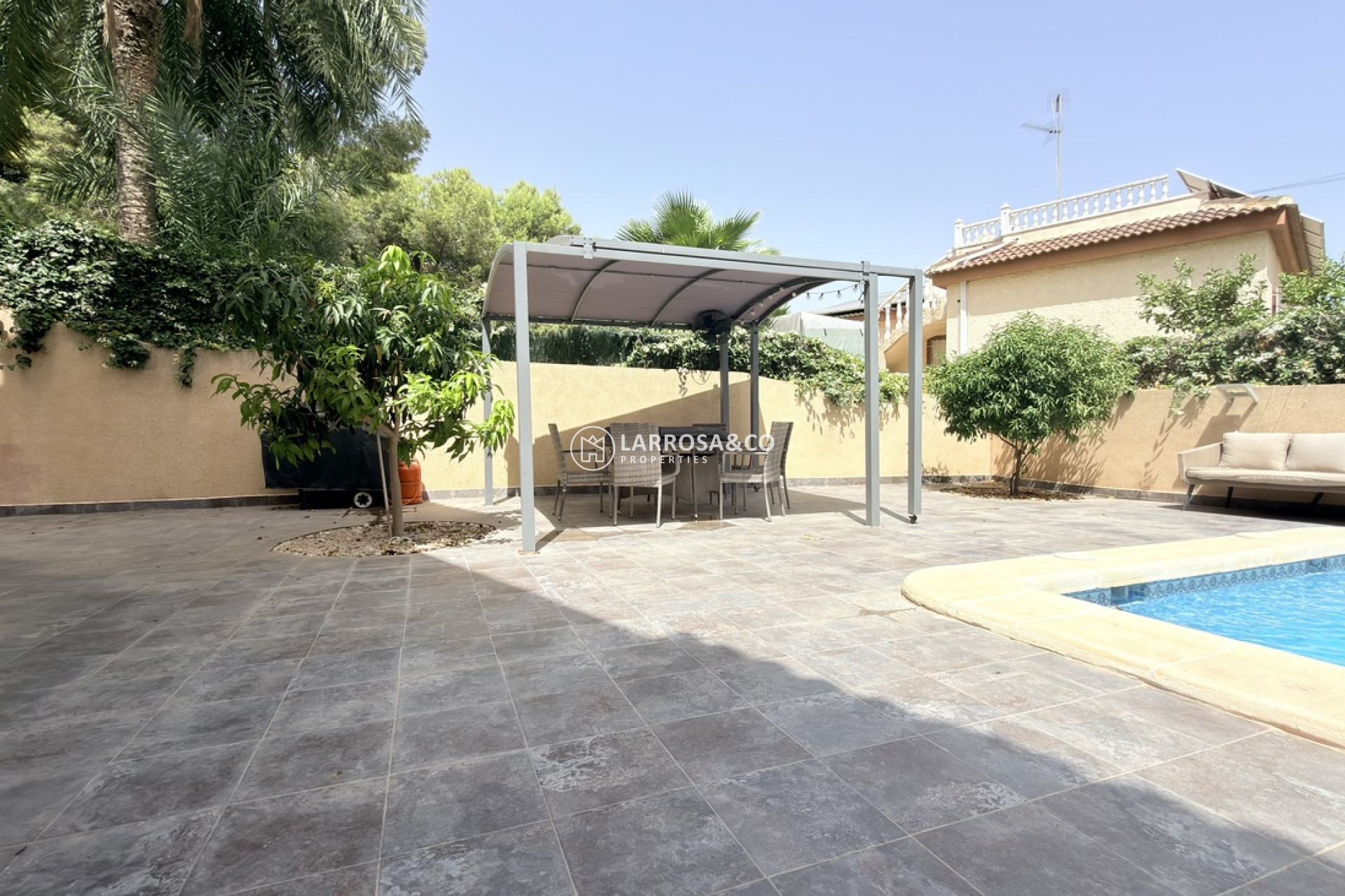 Resale - Detached House/Villa - Villamartin - Costa Blanca