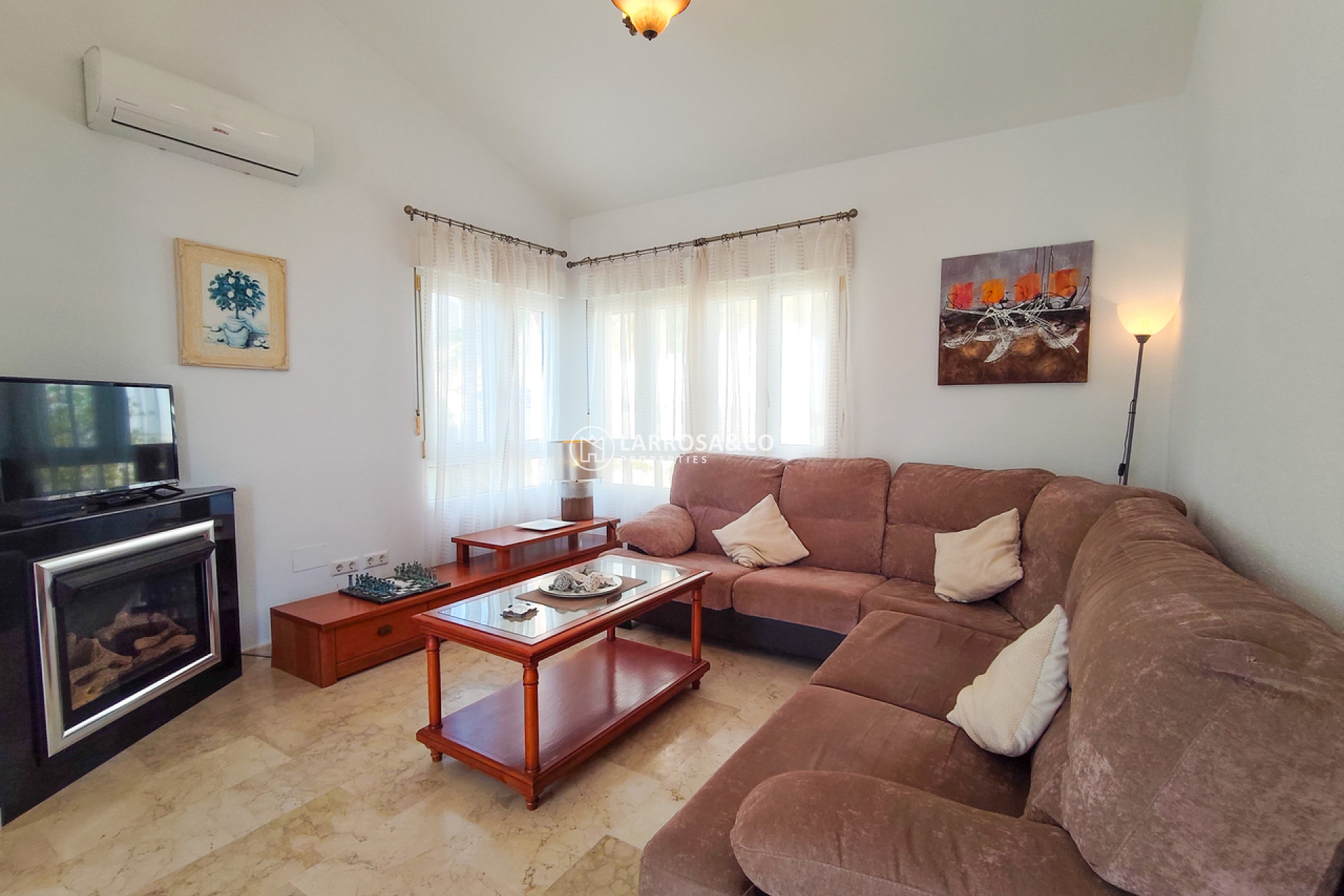 Resale - Detached House/Villa - Villamartin - Costa Blanca