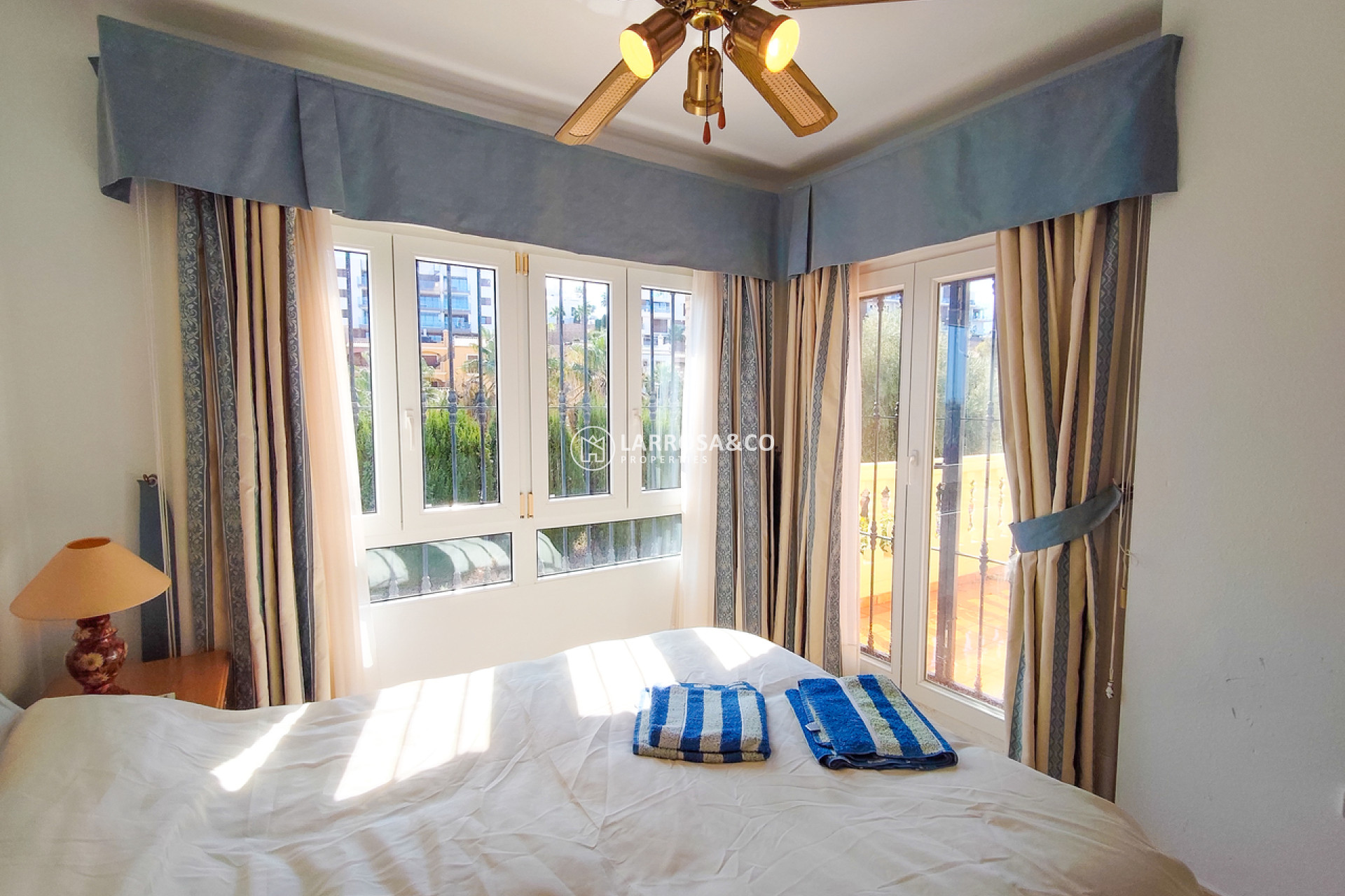Resale - Detached House/Villa - Villamartin - Costa Blanca